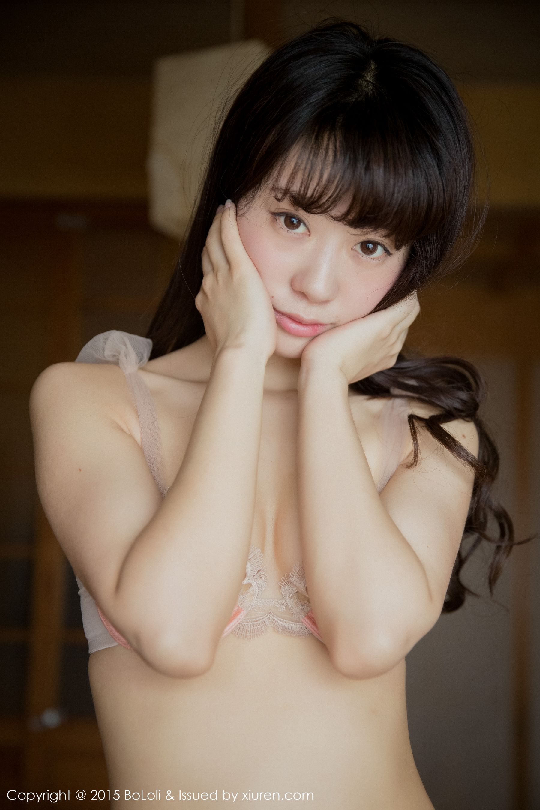 Suki朱忆音 - 两组内衣 [BoLoli波萝社] Vol.065 写真集