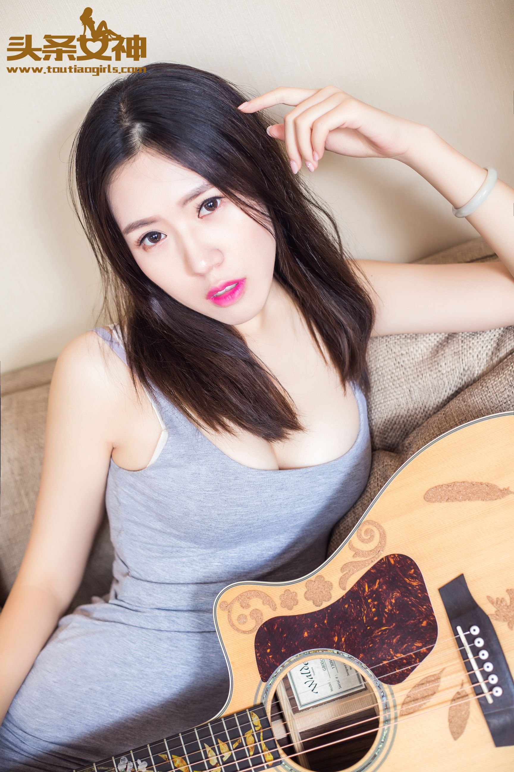 筱溪《脉脉含情》 [头条女神] 