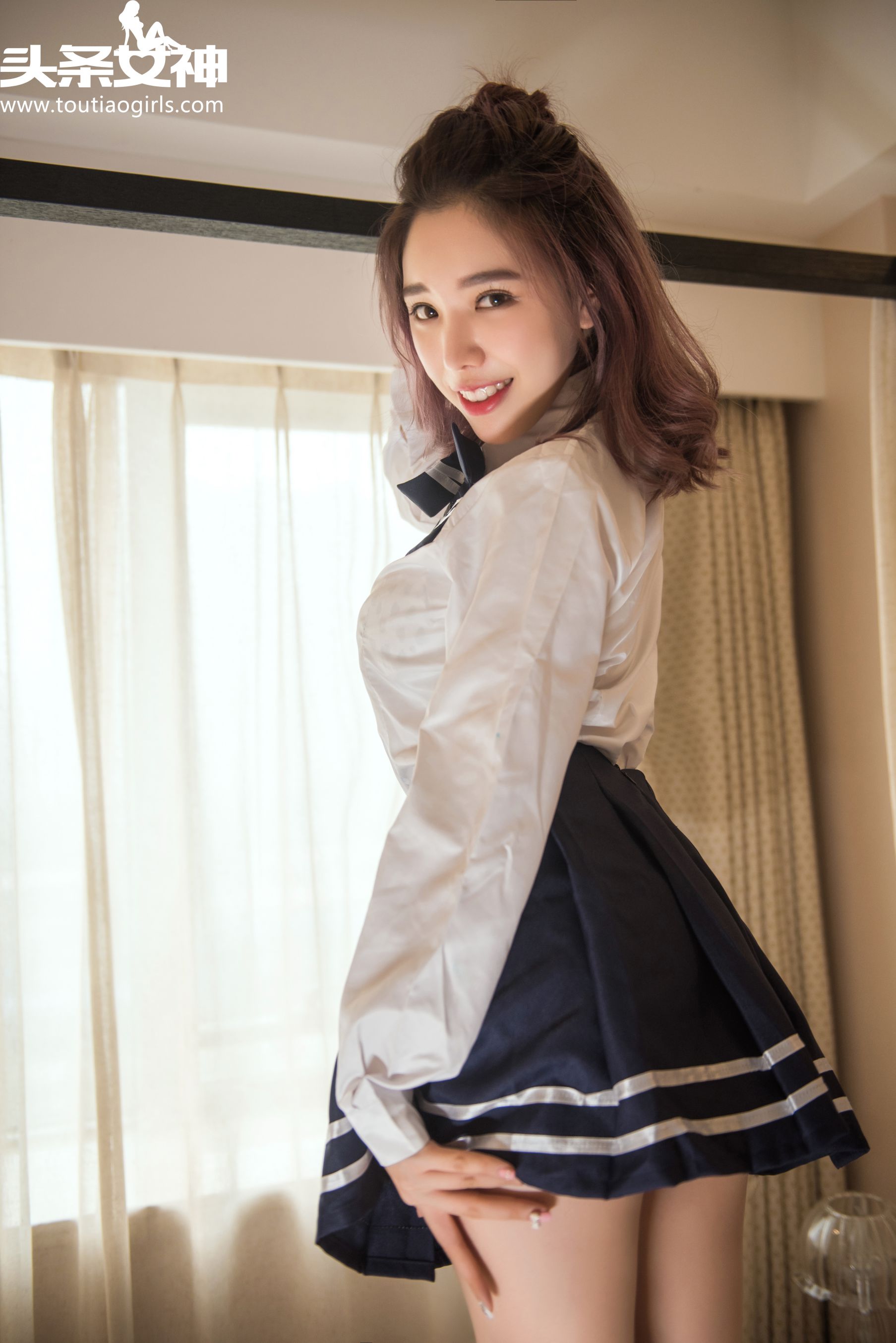 筱妮/妮小妖《草莓牛奶 青春学生妹》 [头条女神] 