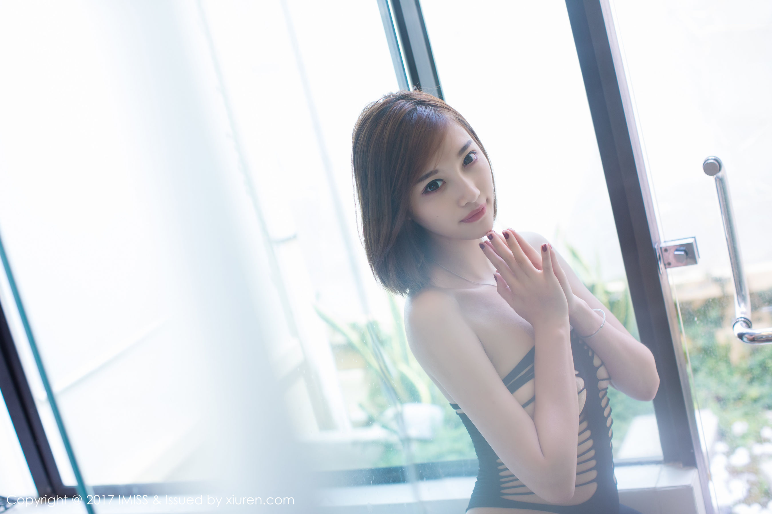 杨晨晨sugar《黑丝美腿+蕾丝内衣诱惑~》 [爱蜜社IMISS] VOL.161 