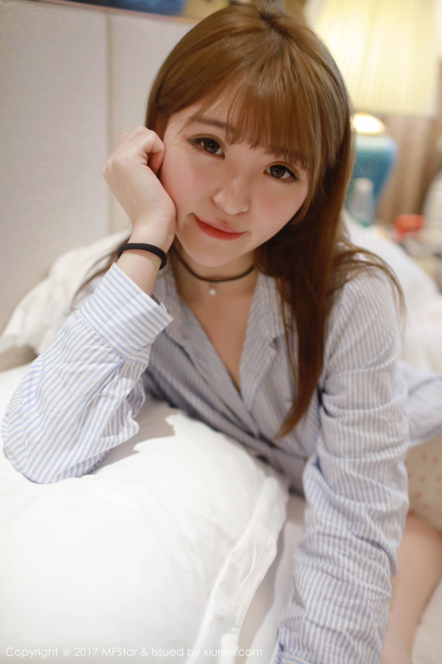 伊小七MoMo《草莓内裤+衬衫系列》 [模范学院MFStar] Vol.096 