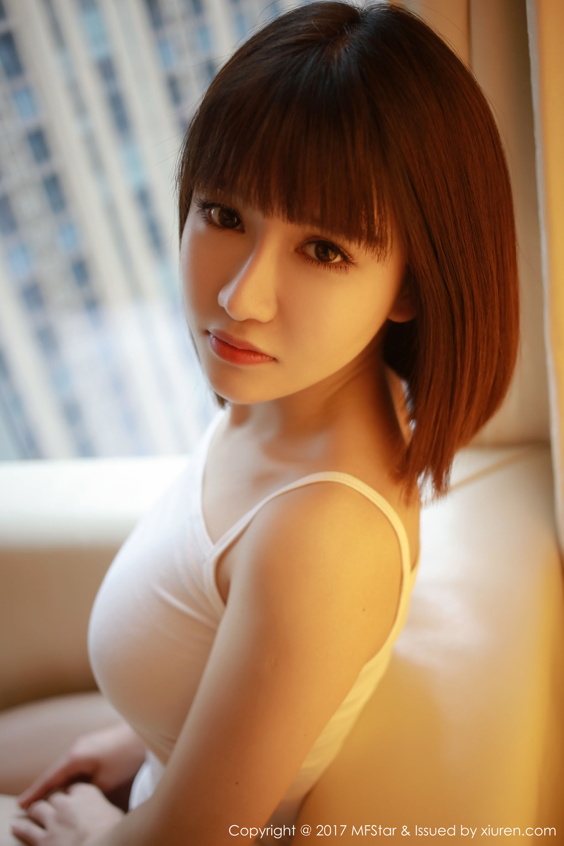 K8傲娇萌萌Vivian《诱人的小背心》 [模范学院MFStar] VOL.102 