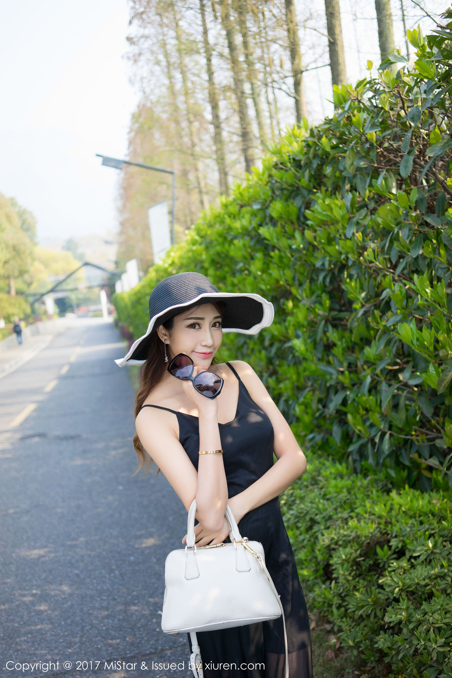 颜值美女@小蕾蕾 - 旅拍系列 [魅妍社MiStar] VOL.169 
