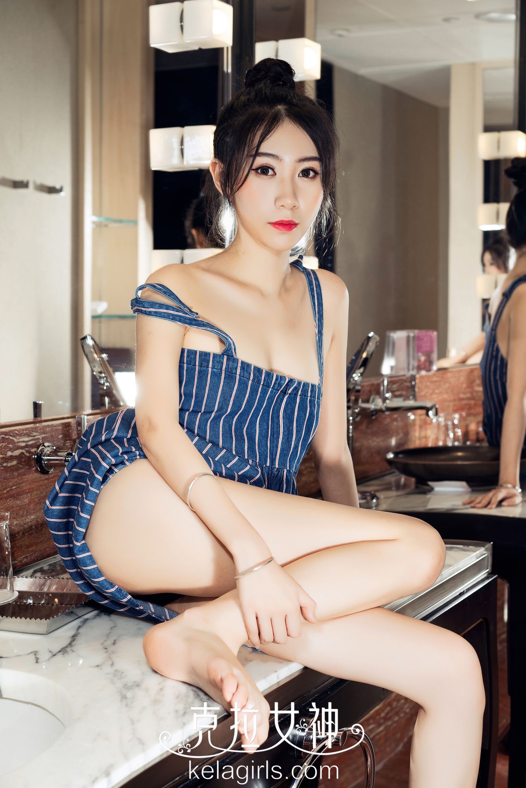 小鹿《金屋藏娇颜如玉》 [克拉女神] 