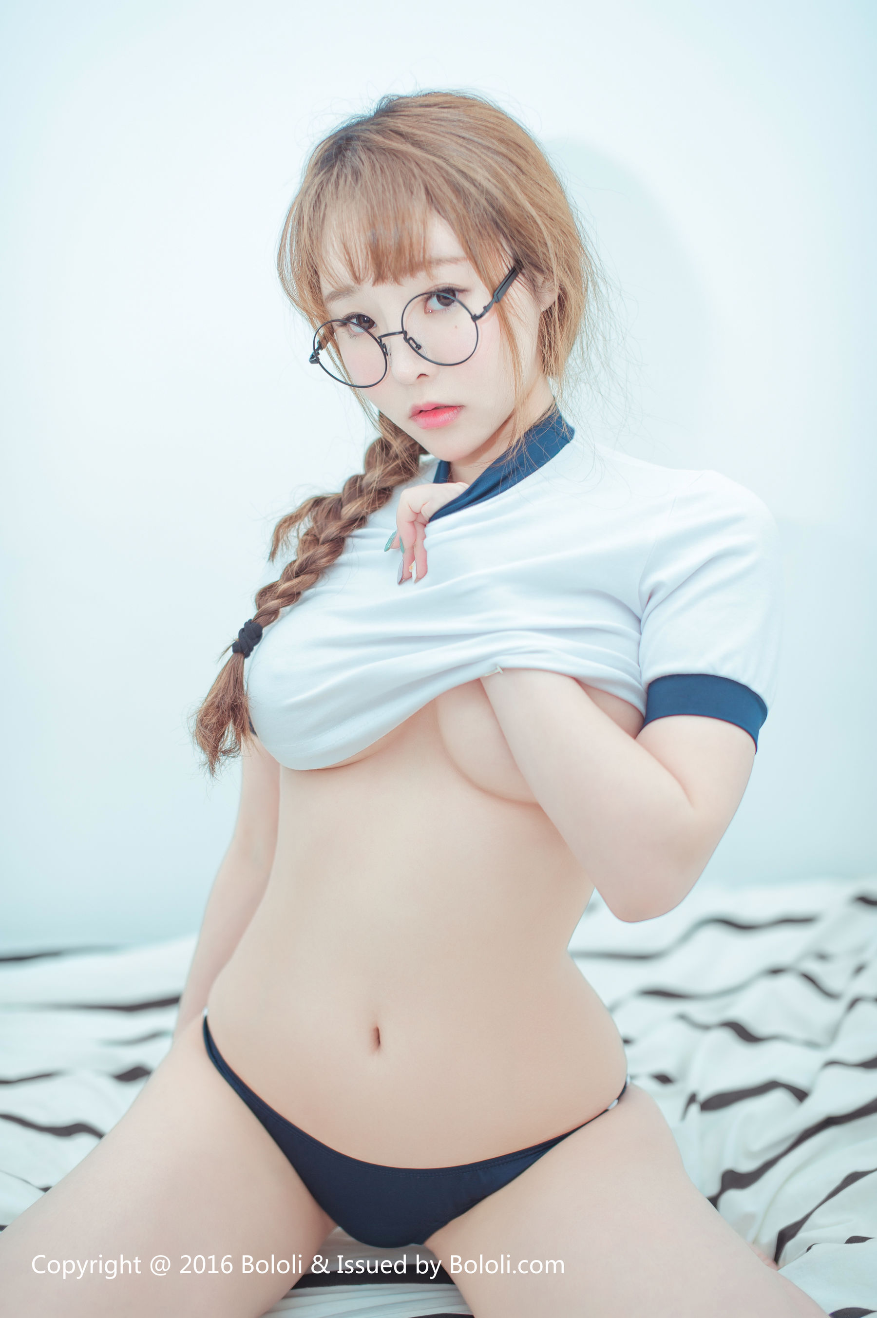 柳侑绮《南半球的草莓诱惑》 [Bololi波萝社] BOL.036 