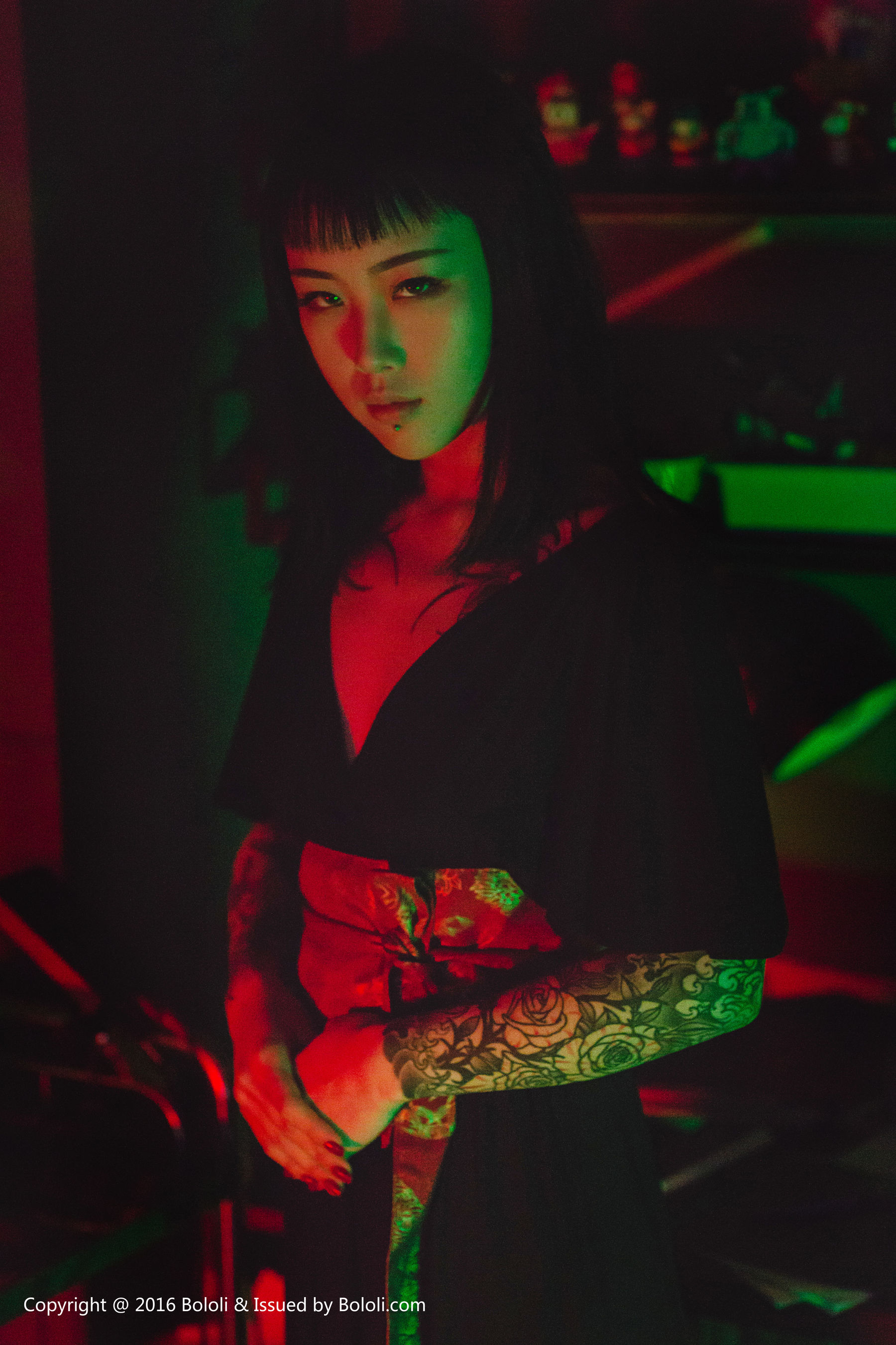 王思匀《纹身少女的风情》 [Bololi波萝社] BOL.087 