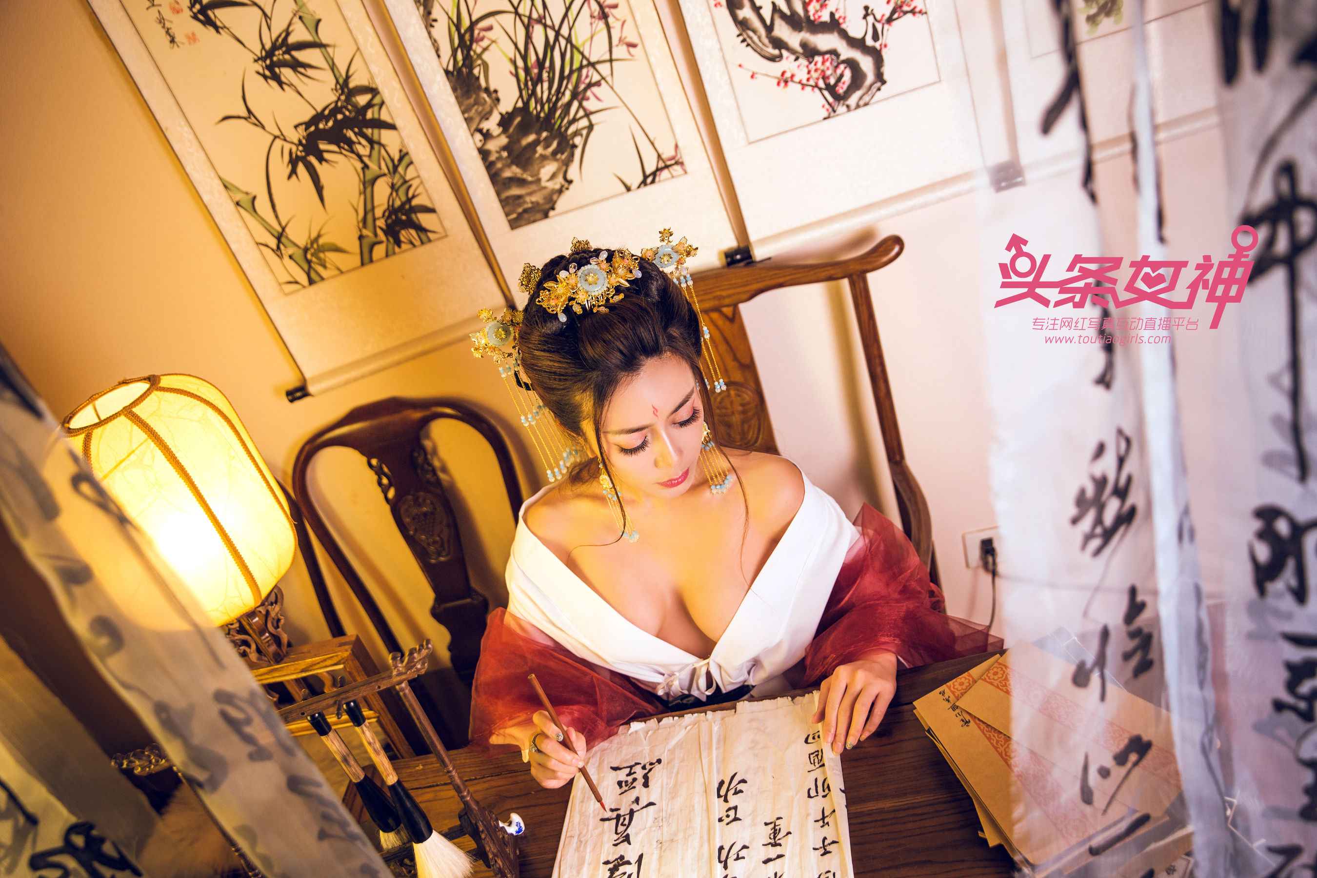 萱宸《当代女帝》 [头条女神Toutiaogirls]  - 图片09
