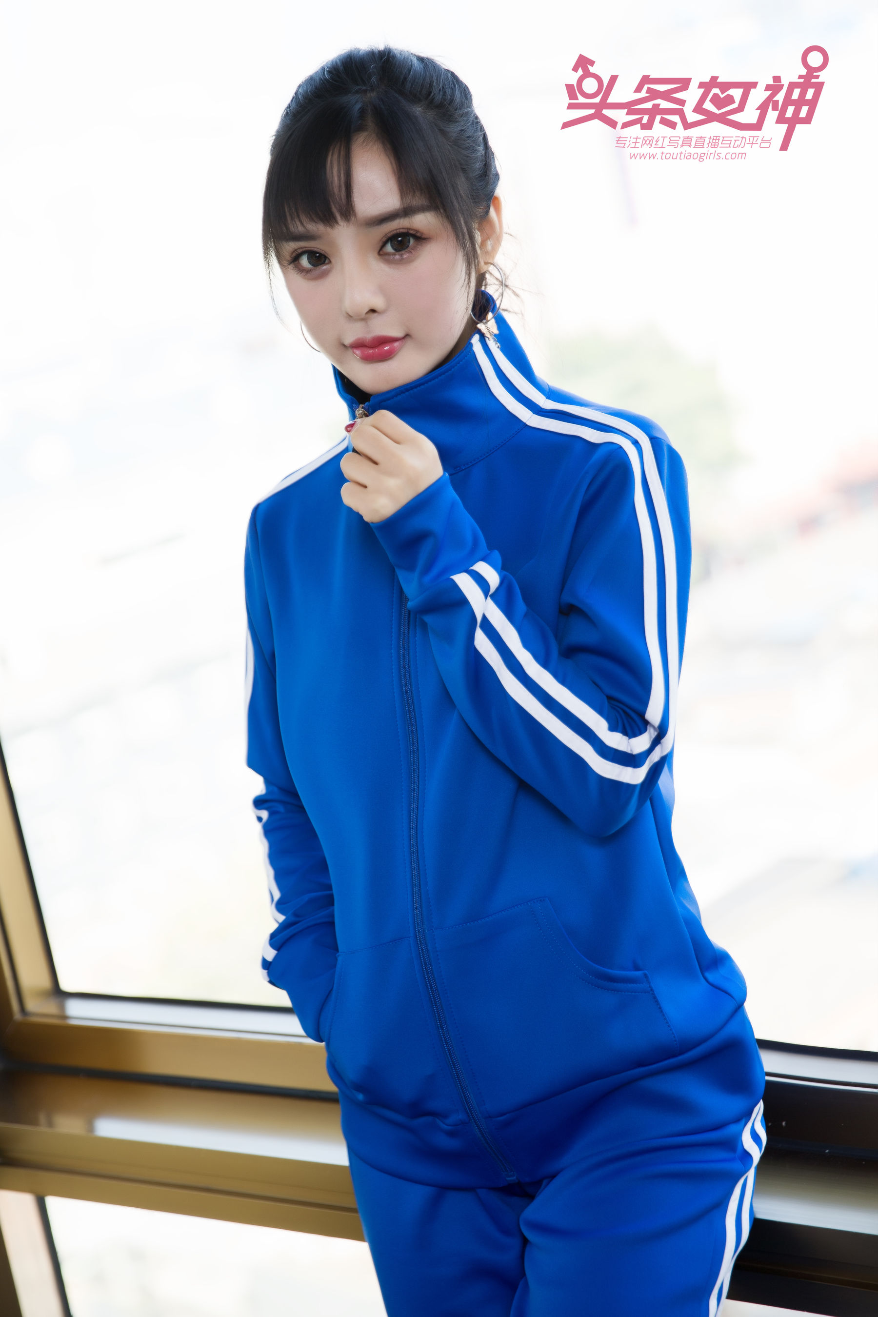 周熙妍《期中考试》 [头条女神Toutiaogirls]  - 图片01