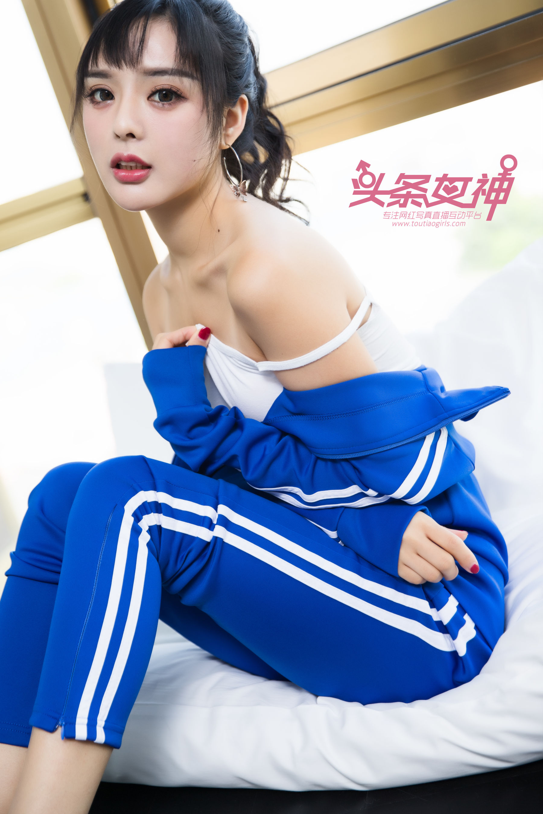周熙妍《期中考试》 [头条女神Toutiaogirls]  - 图片08