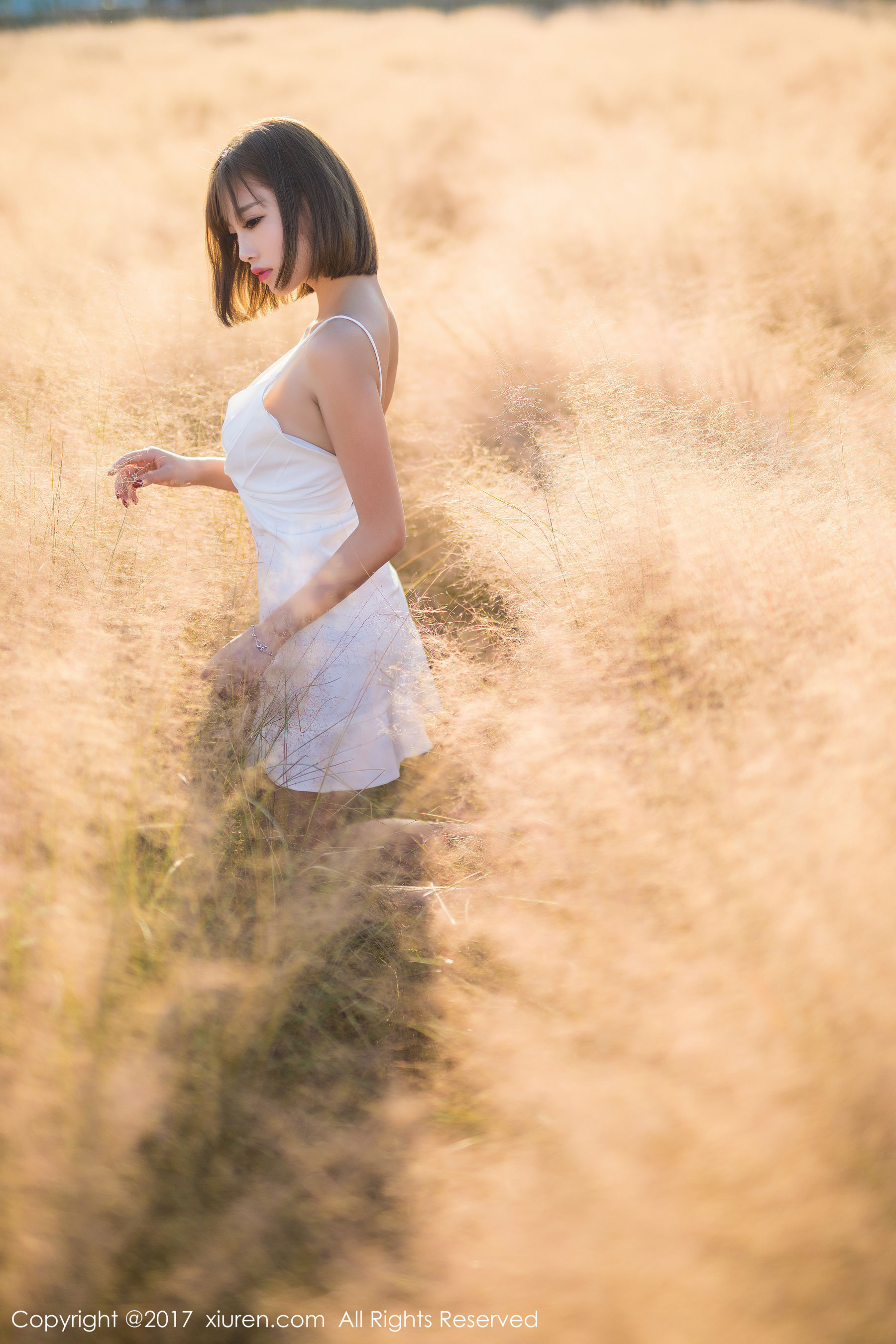 甜美女神@杨晨晨sugar《性感室外写真》 [秀人XiuRen] NO.847