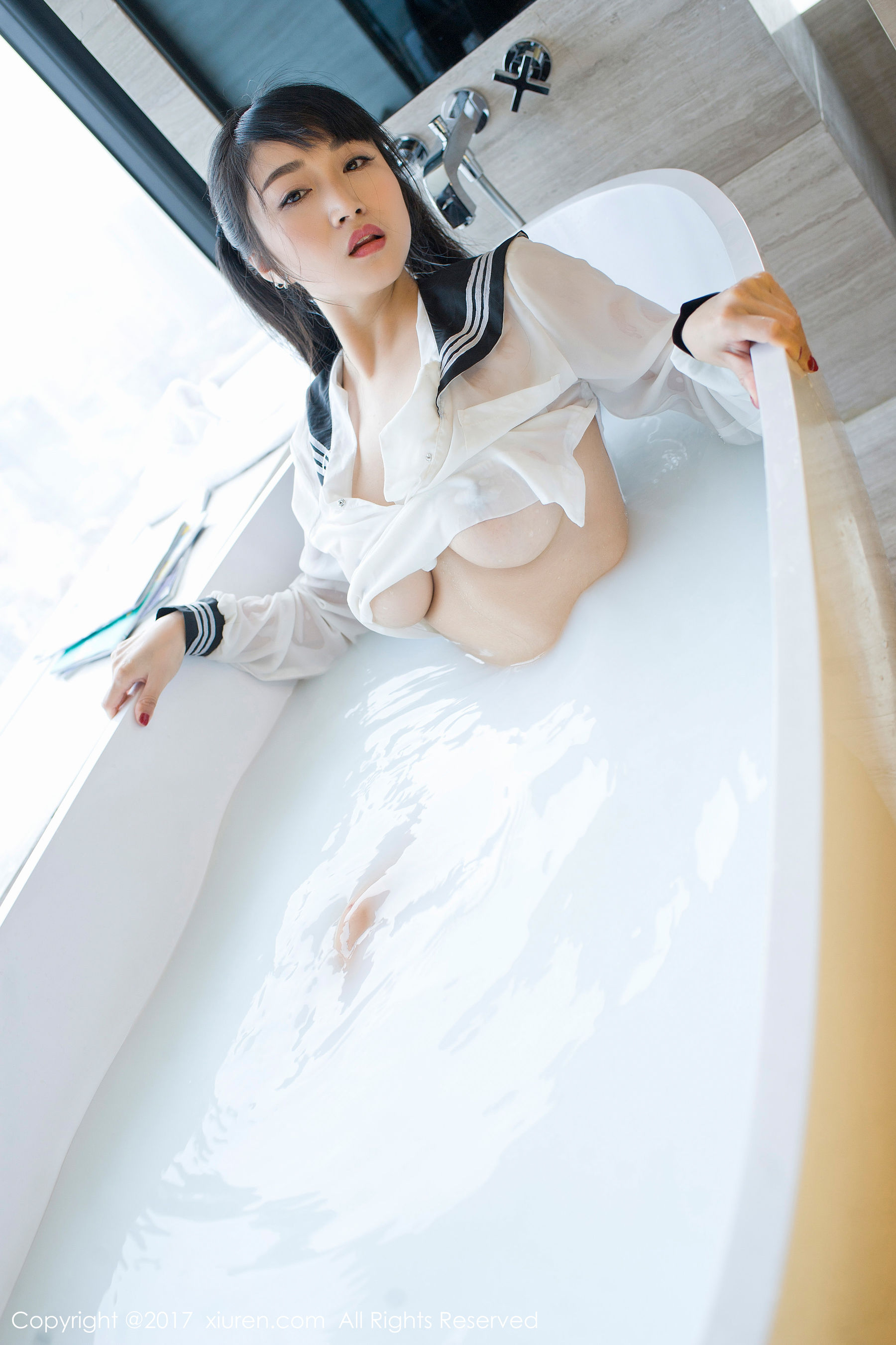 盼盼龙女sunny《牛奶浴学生装+透明学生装+黑色乳贴》 [秀人XiuRen] NO.853 