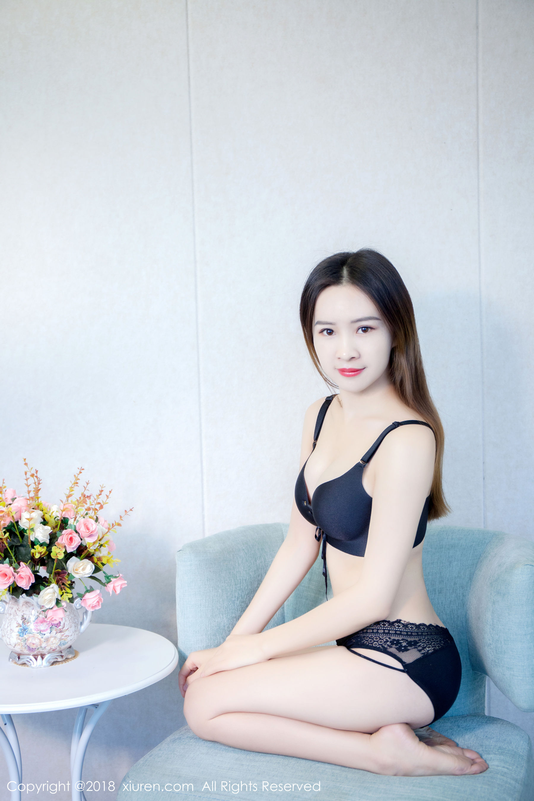 涵涵猫《甜美清纯型萝莉》 [秀人XiuRen] No.909 