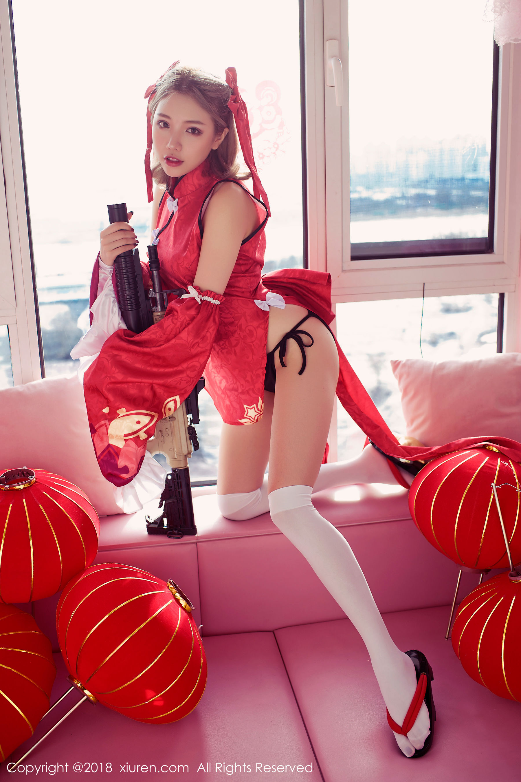 黄楽然《保鲜膜裹身+极品COS枪娘》 [秀人XiuRen] No.911 