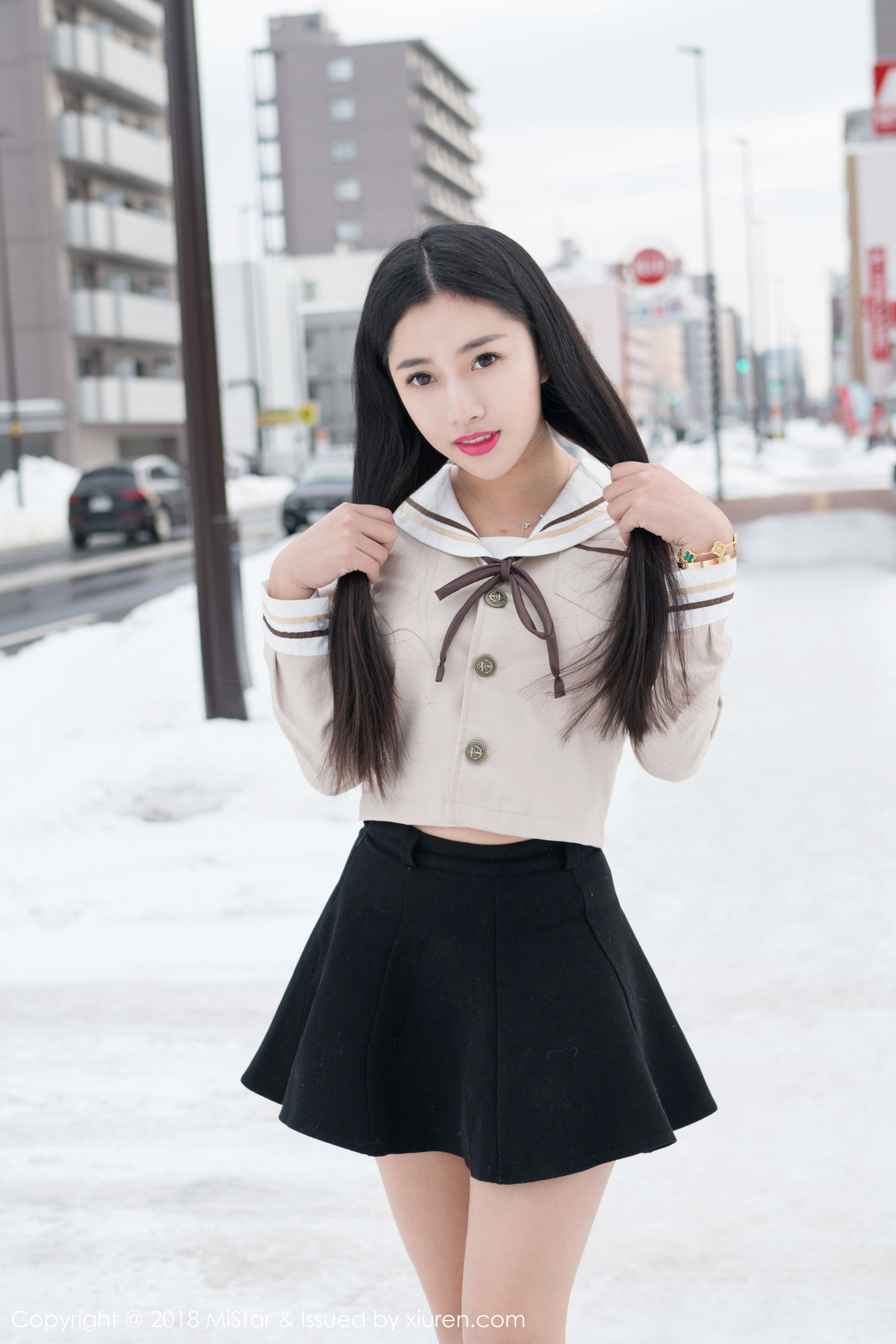 陈嘉嘉Tiffany《雪中有佳人+性感肚兜》 [魅妍社MiStar] VOL.216 