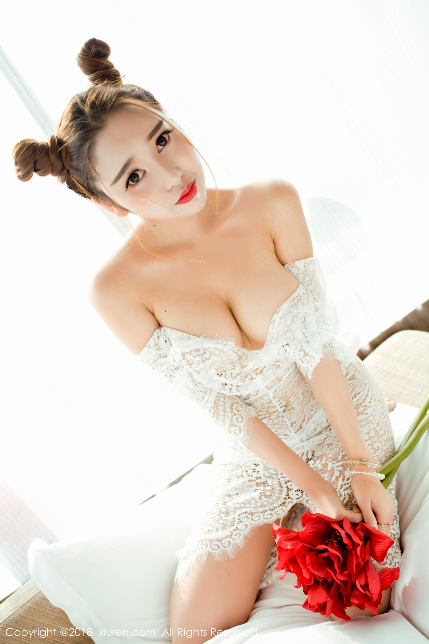 李梓熙《性感E罩杯巨乳美女》 [秀人网XIUREN] No.985 
