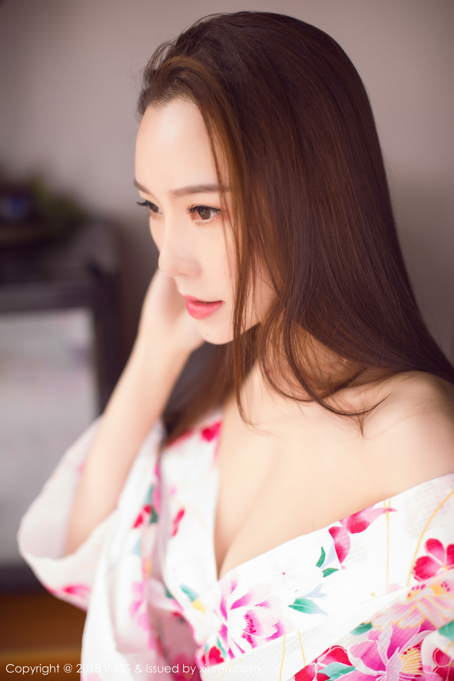 新人模特katrina《首套写真》 [爱蜜社IMiss] Vol.252 