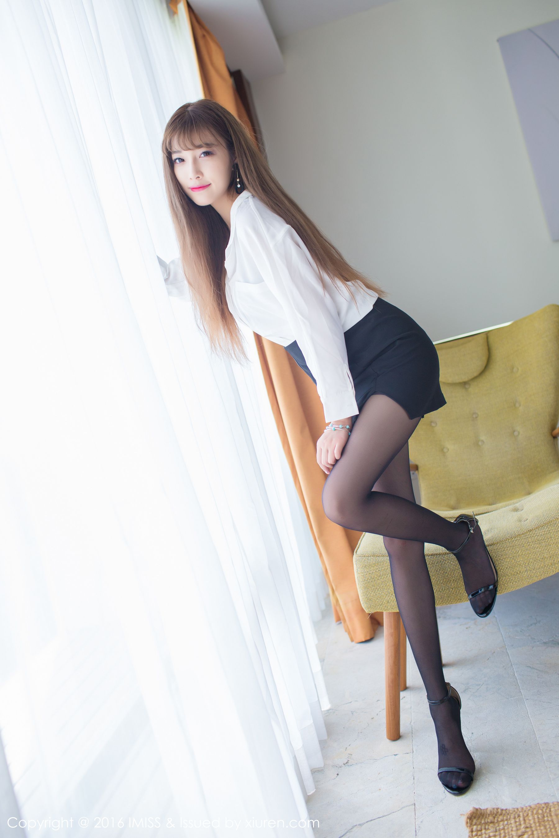 sugar小甜心CC《黑丝OL+白丝LOLITA》 [爱蜜社IMiss] Vol.140 