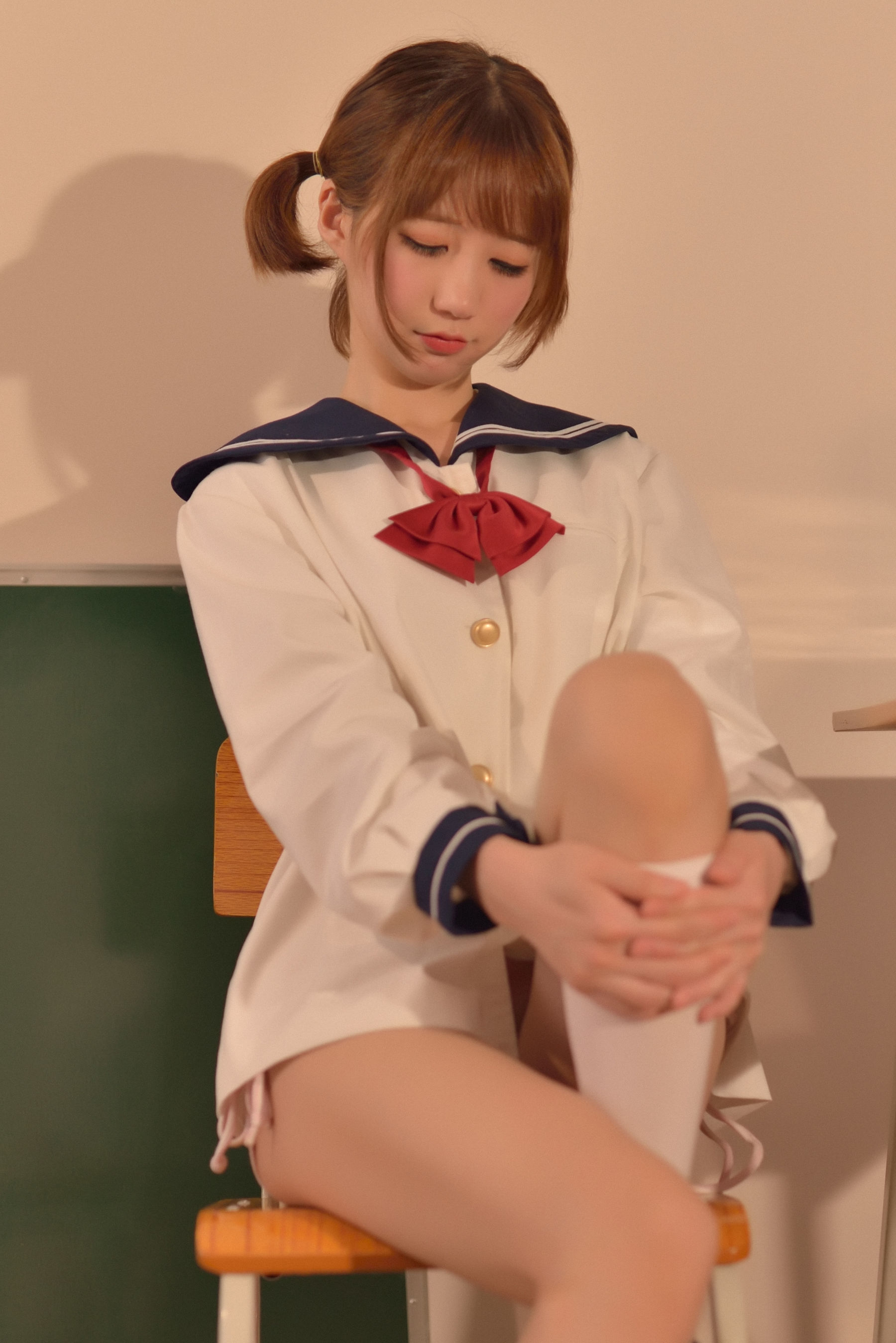 [萝莉COS] NAGISA魔物喵 VOL.08 生理课