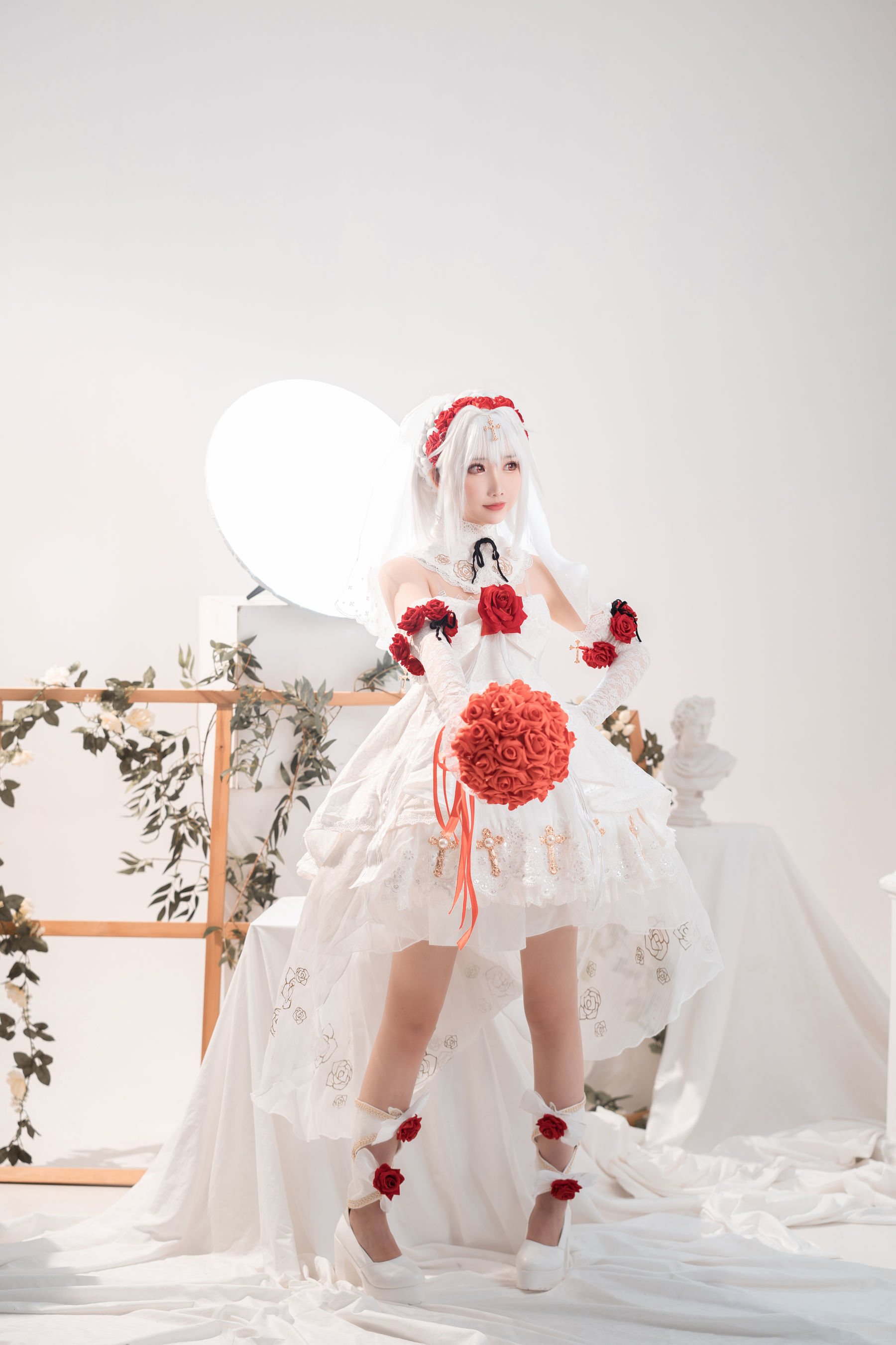 [网红COSER] 可爱人气Coser面饼仙儿 - 德丽莎婚纱