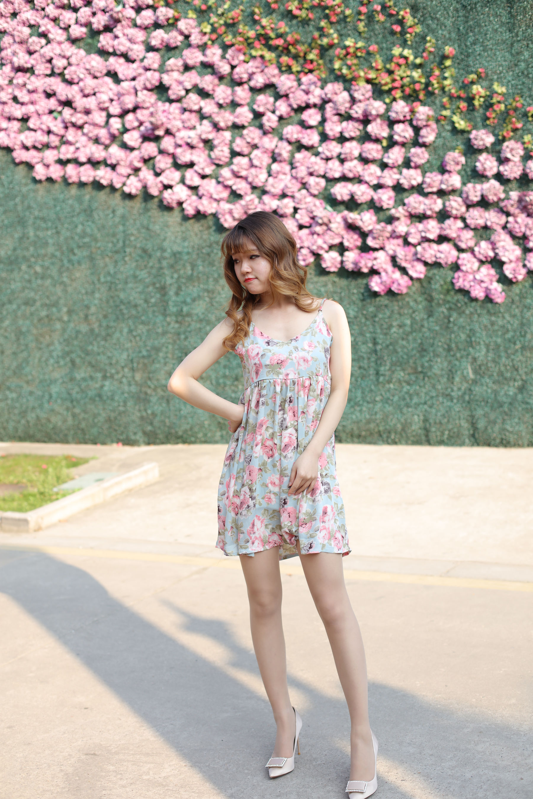 [奈丝] NO.076 高高 花朵儿吊带裙 - 图片04