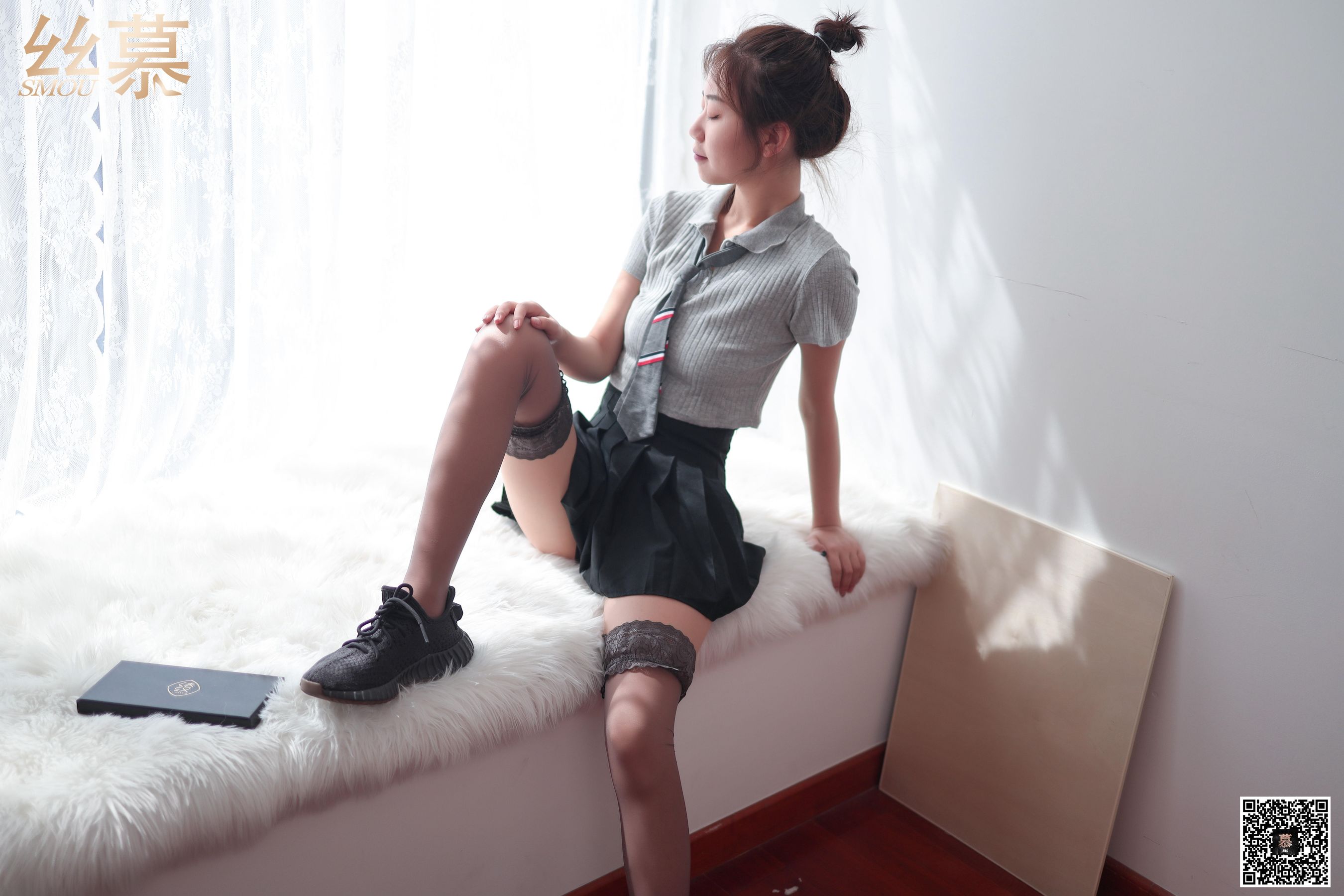 [丝慕] 特写集TX041 米朵 《缠在腿上的双丝诱惑》 - 图片05