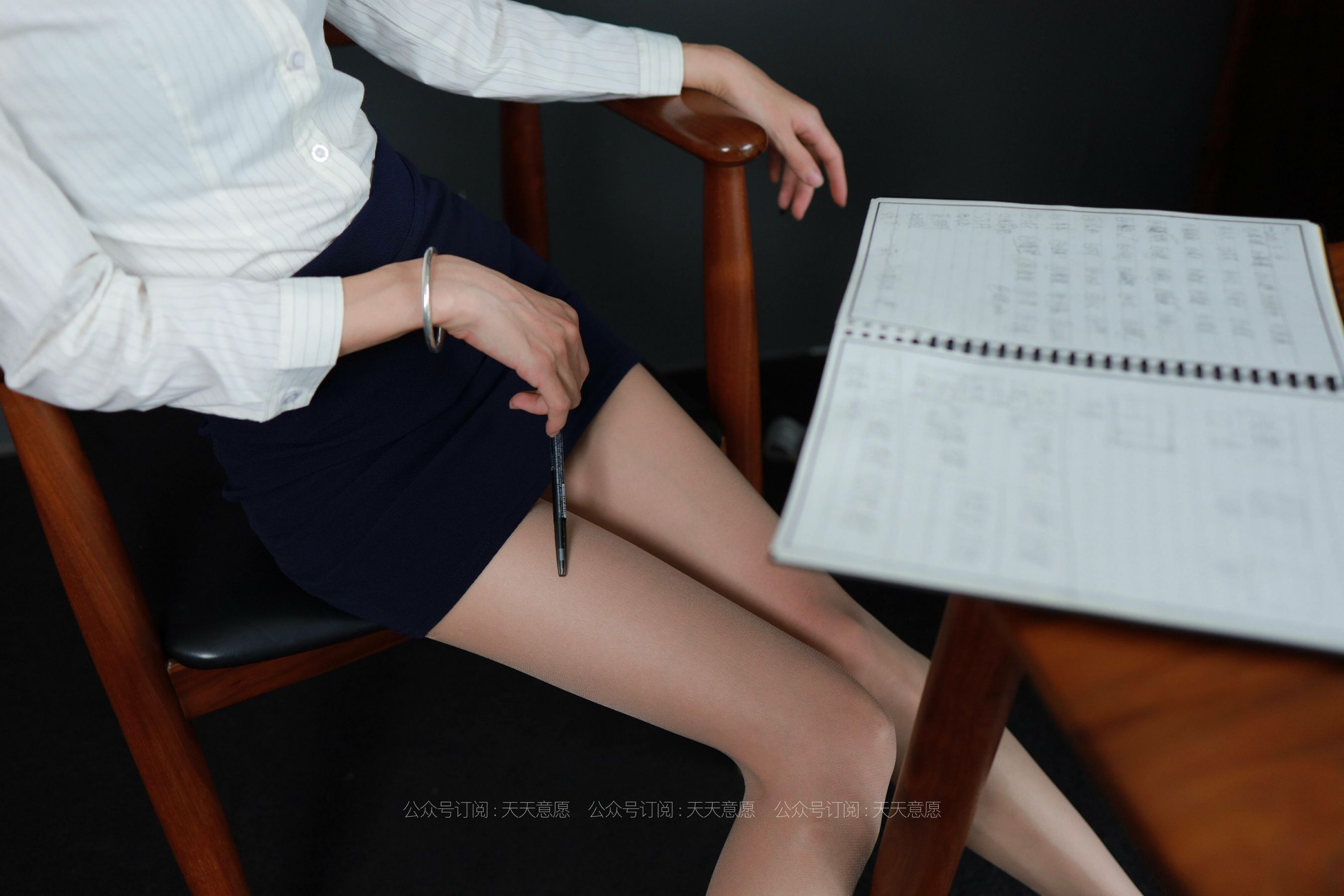 [IESS异思趣向] 丝享家 813：小六《火辣女秘书》