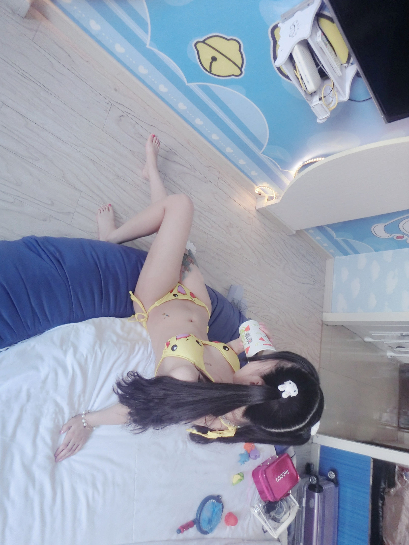 [福利COS] 双马尾少女赛高酱作品 - 皮卡丘比基尼