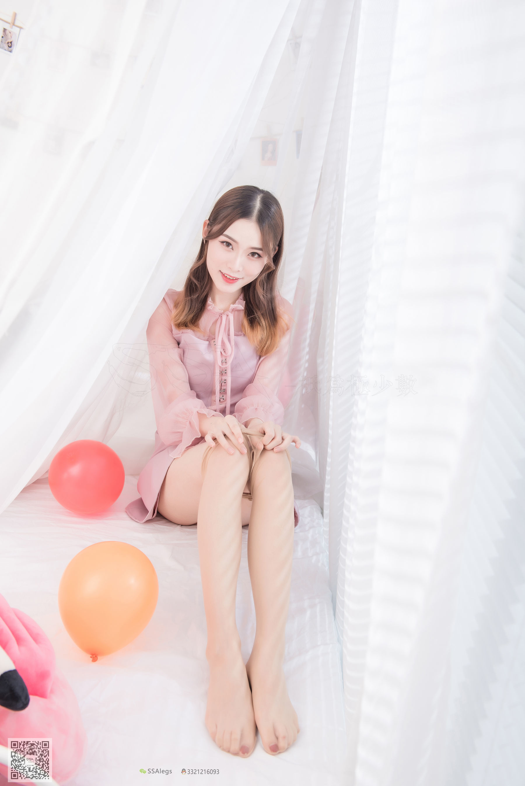 [SSA丝社]超清写真 No.027 小琪琪 肉色开档丝袜