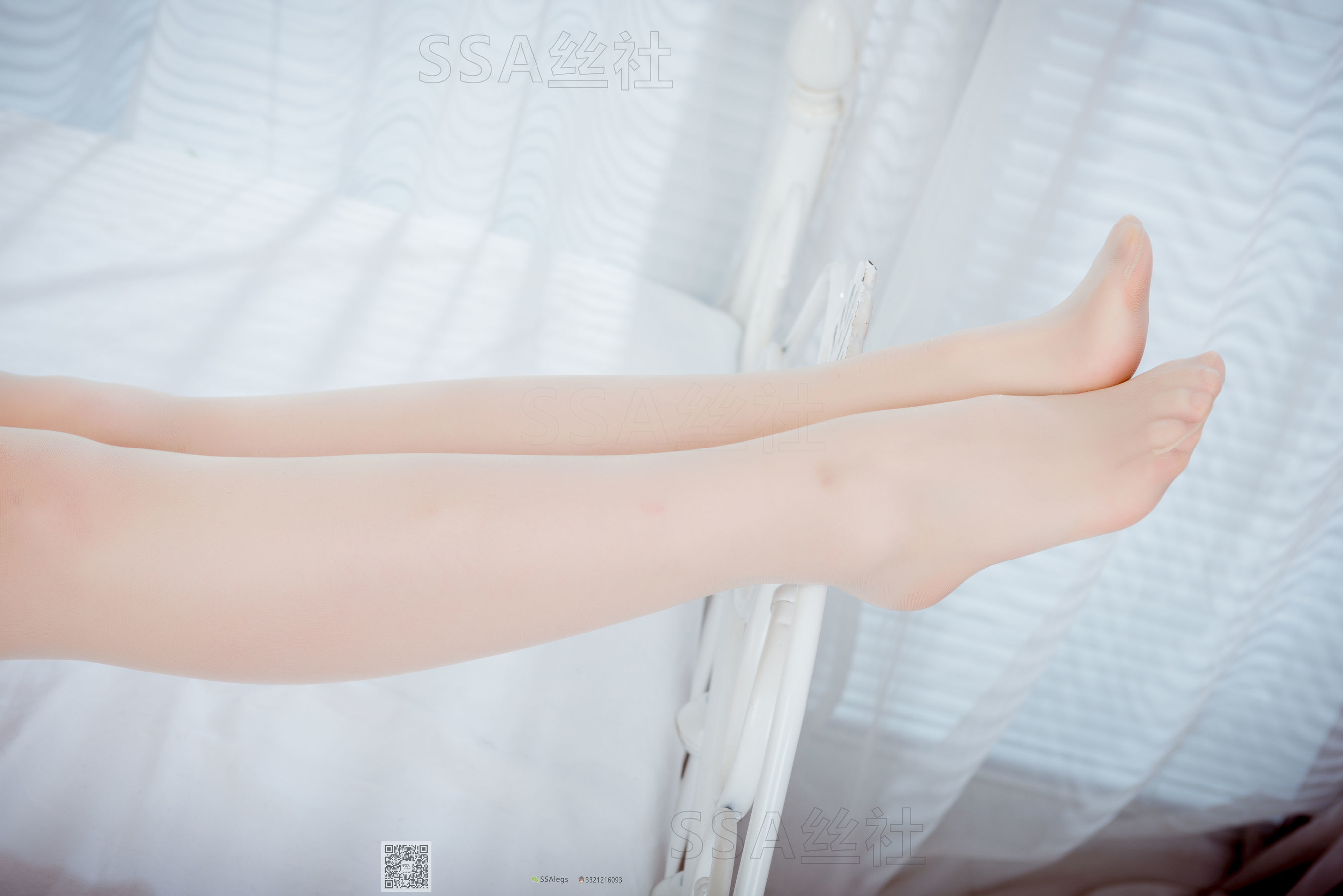 [SSA丝社]超清写真 No.079 雯雯 笑容治愈系小姐姐jk制服