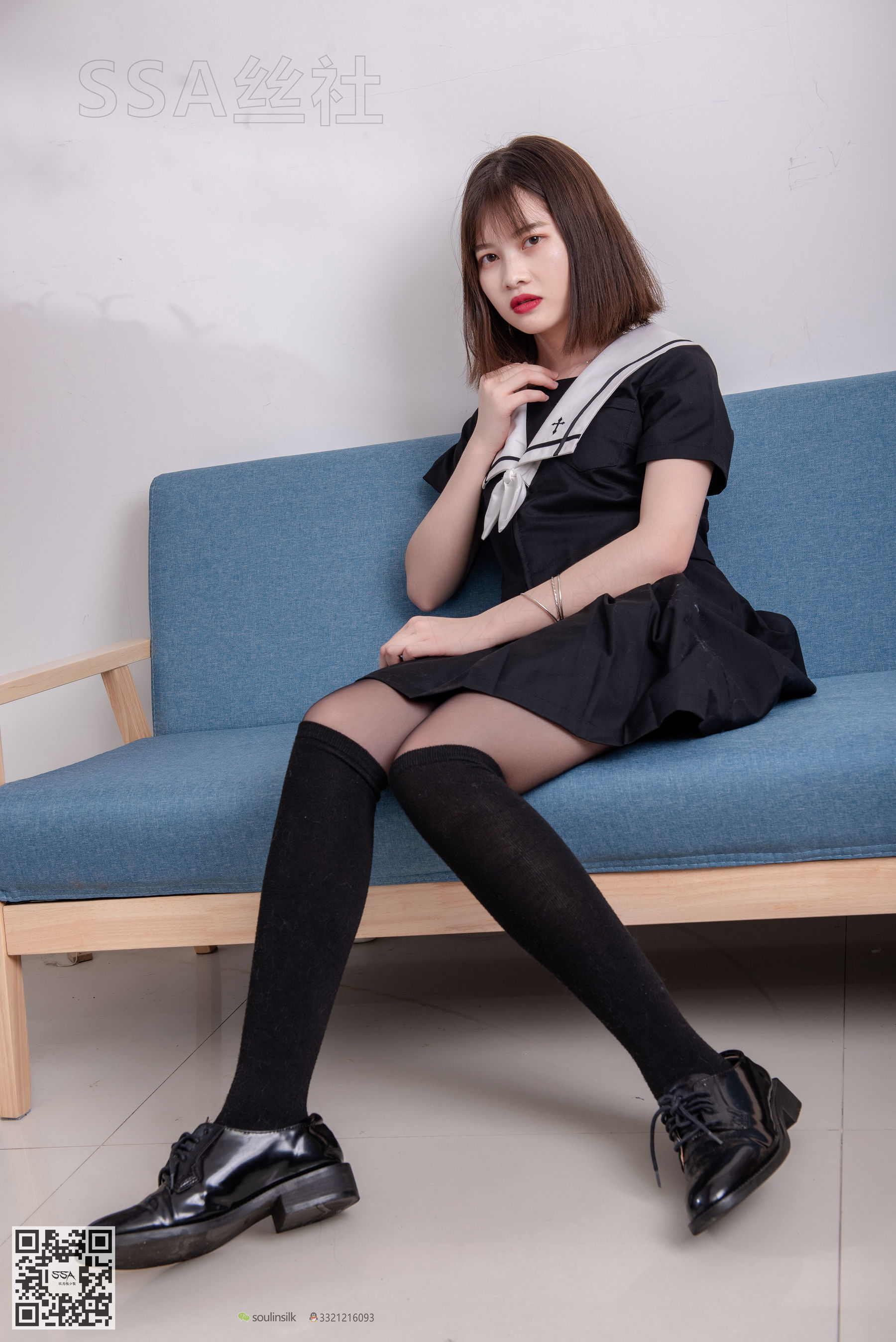 [SSA丝社]超清写真 No.113 腿模穗子 教你穿黑色系JK制服