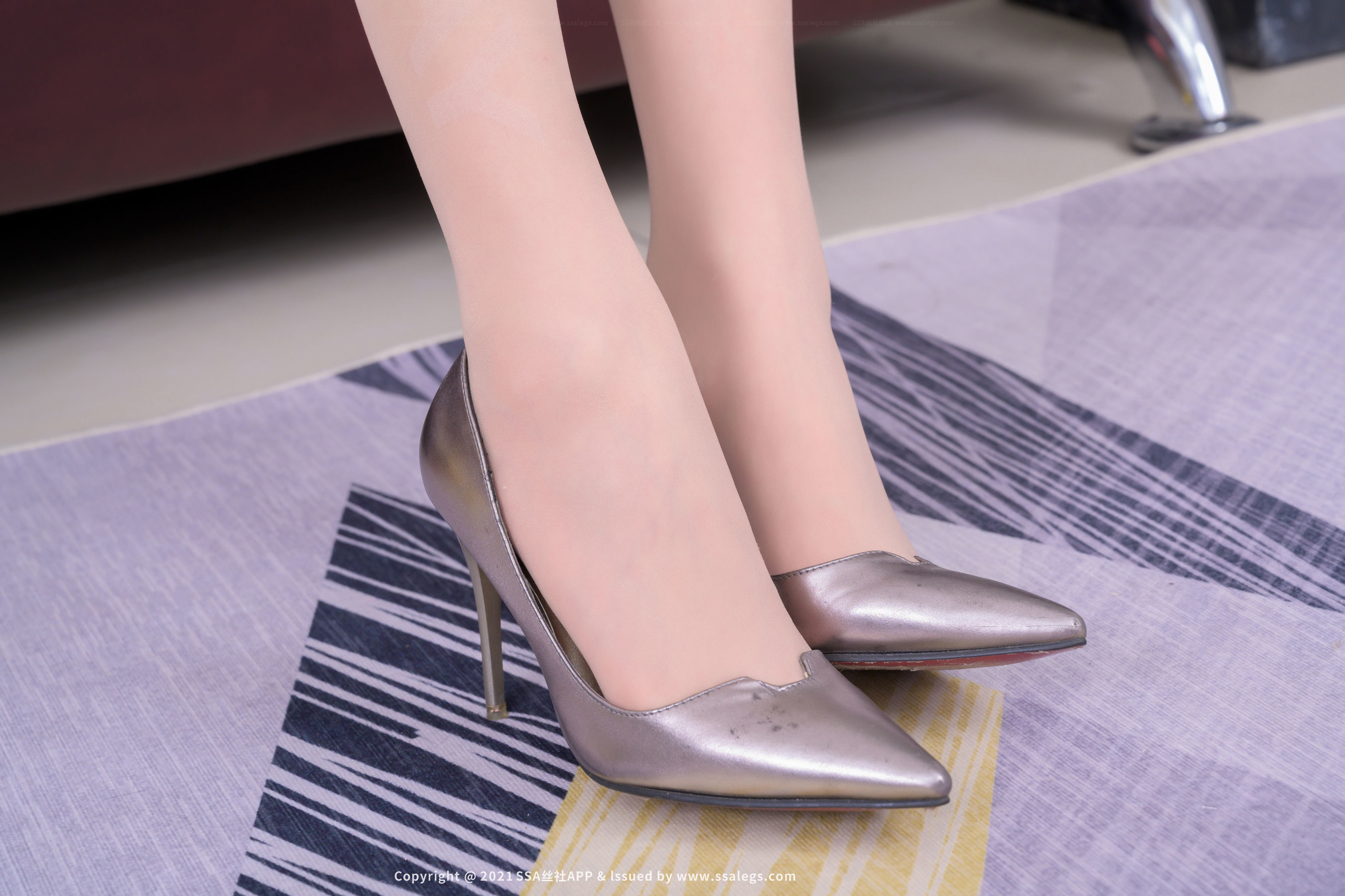 [SSA丝社]超清写真 No.714 腿模素素 涞觅肉丝袜美足（上）
