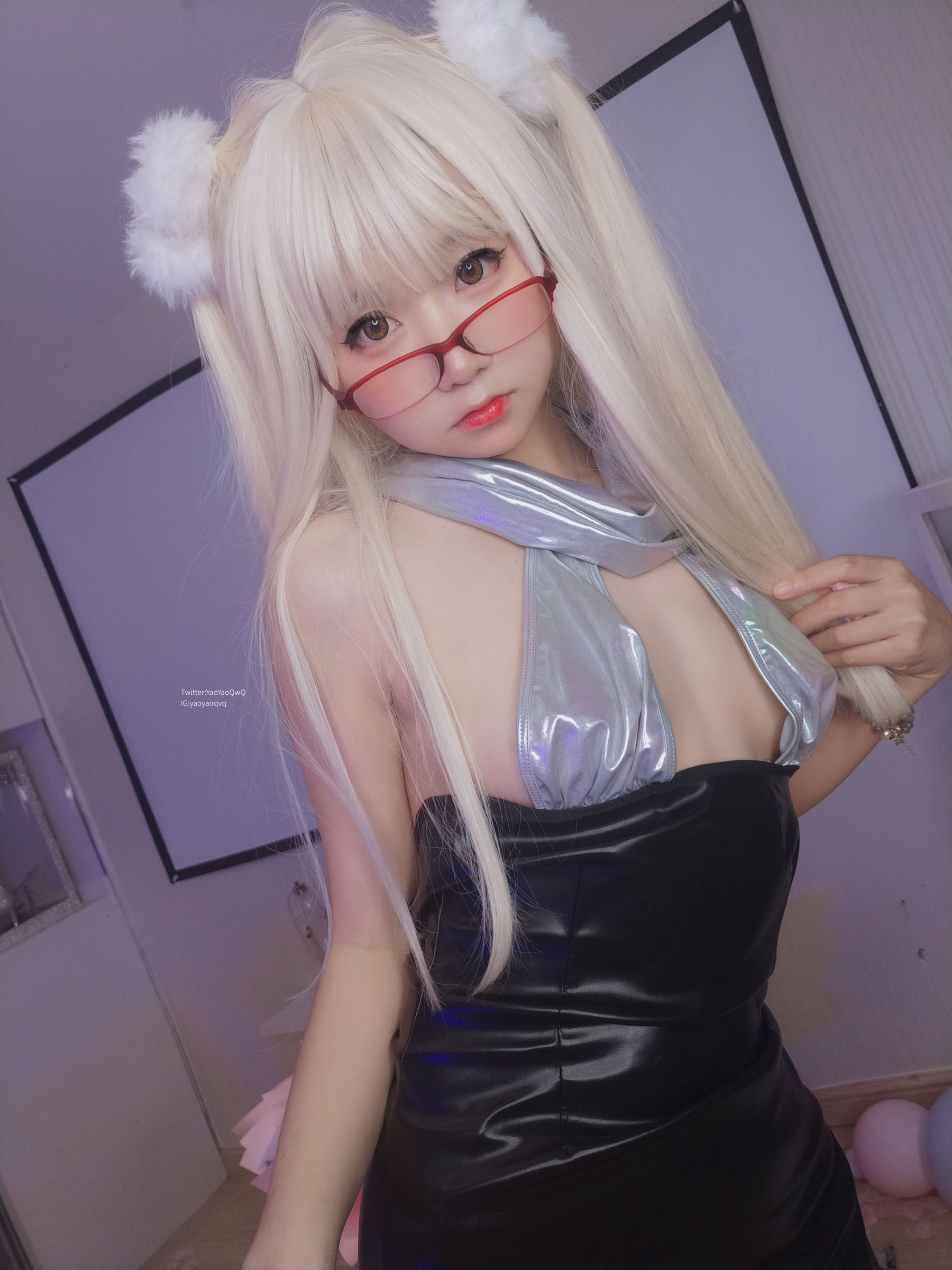 [福利COS] 萌妹子Coser摇摇乐yoyo fantia 黑丝猫女