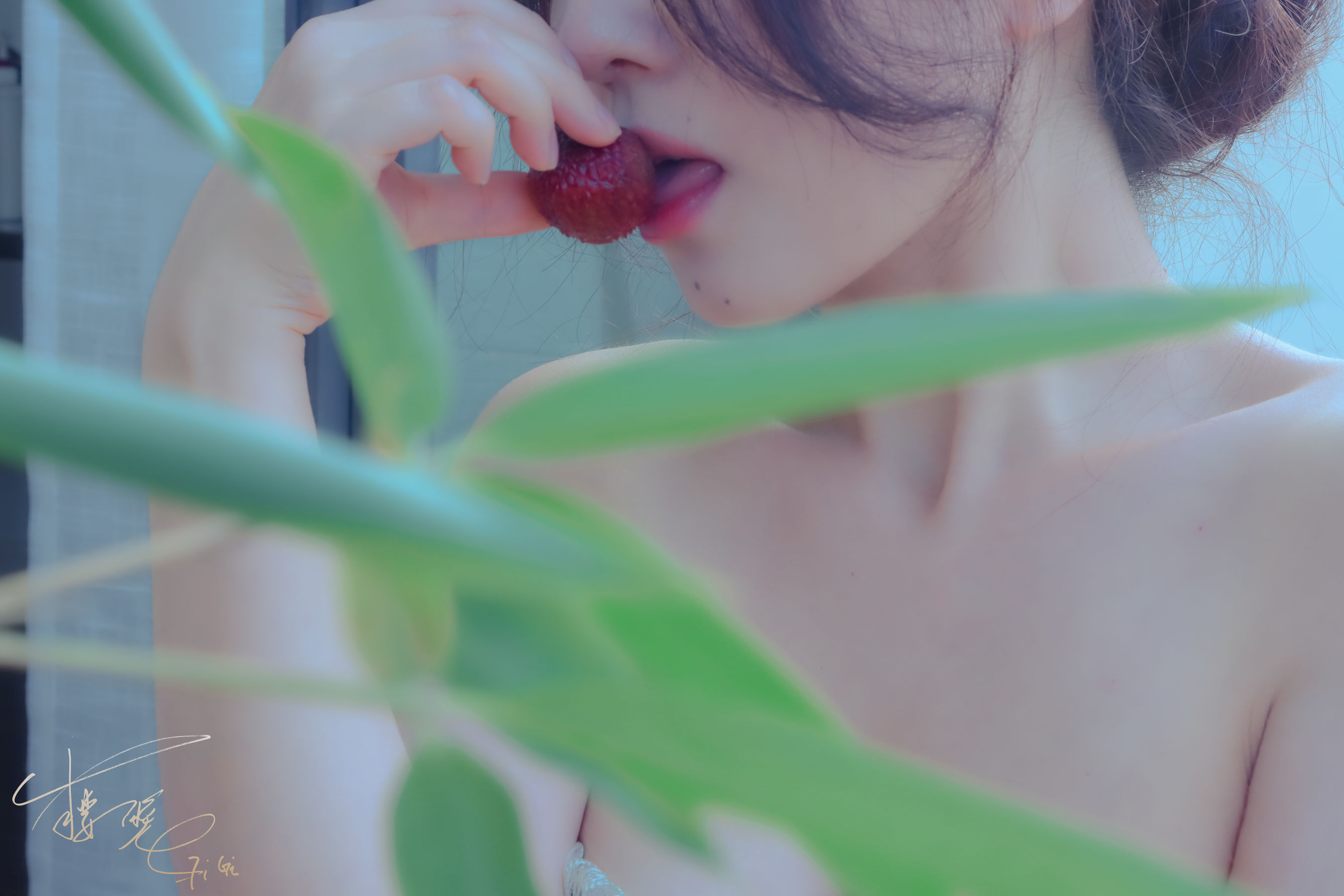 [福利COS] 网络红人樱晚gigi - 蓝色梦幻