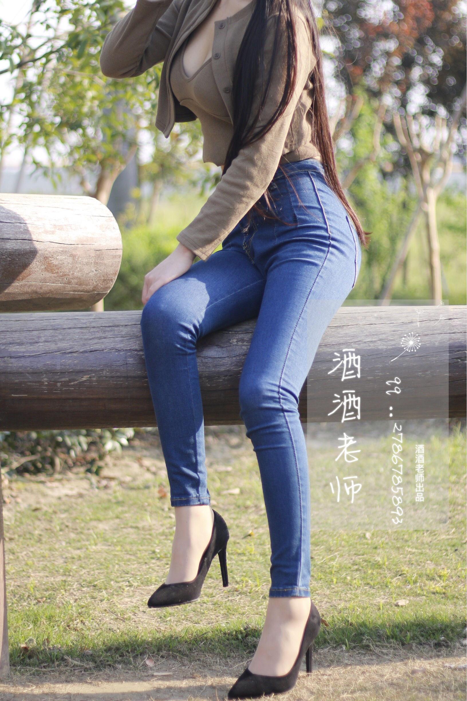 [福利COS] 酒酒老师 - 裤里丝最高图鉴