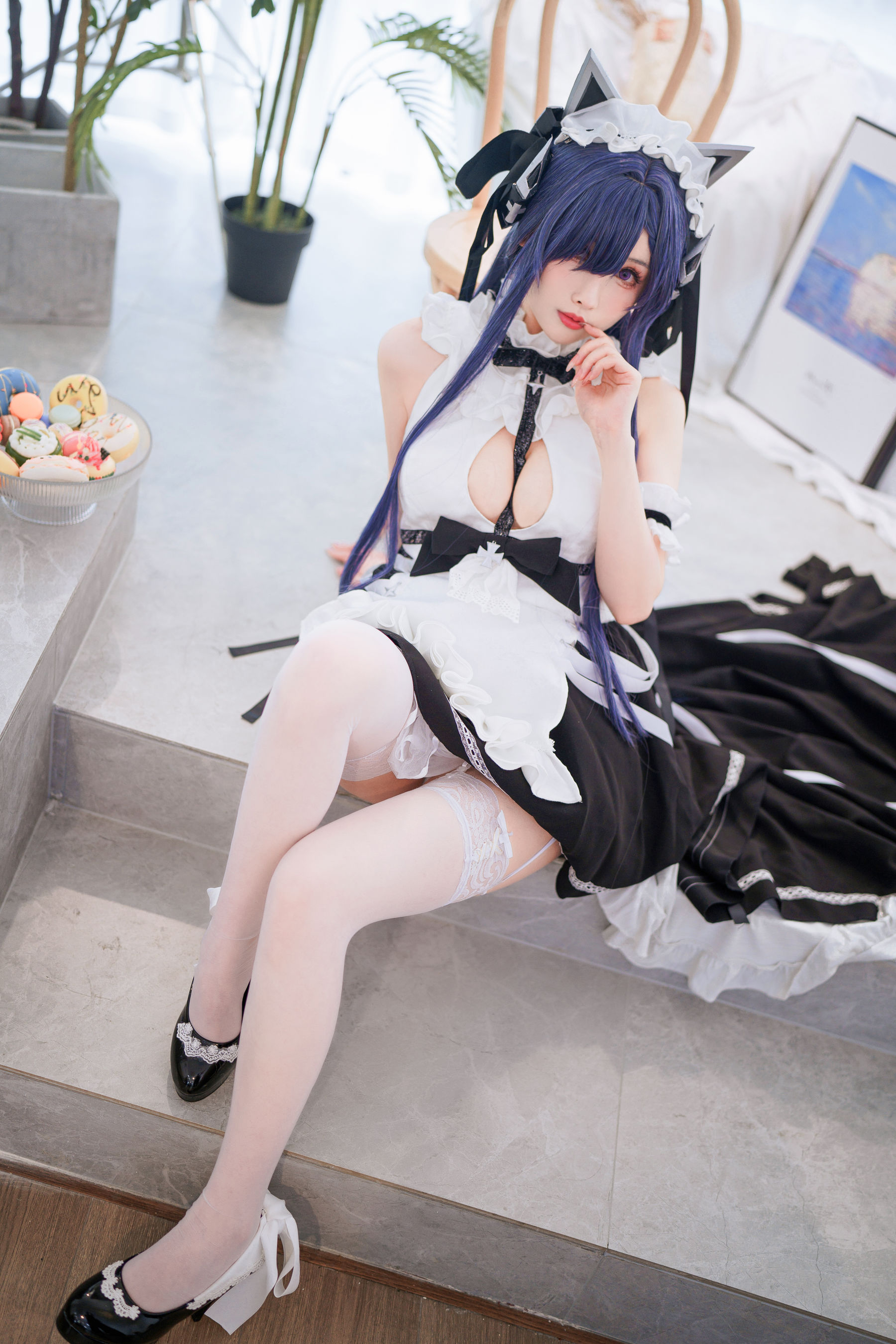 [福利COS] COS福利rioko凉凉子(肉扣热热子) - 奥古斯特 女仆装