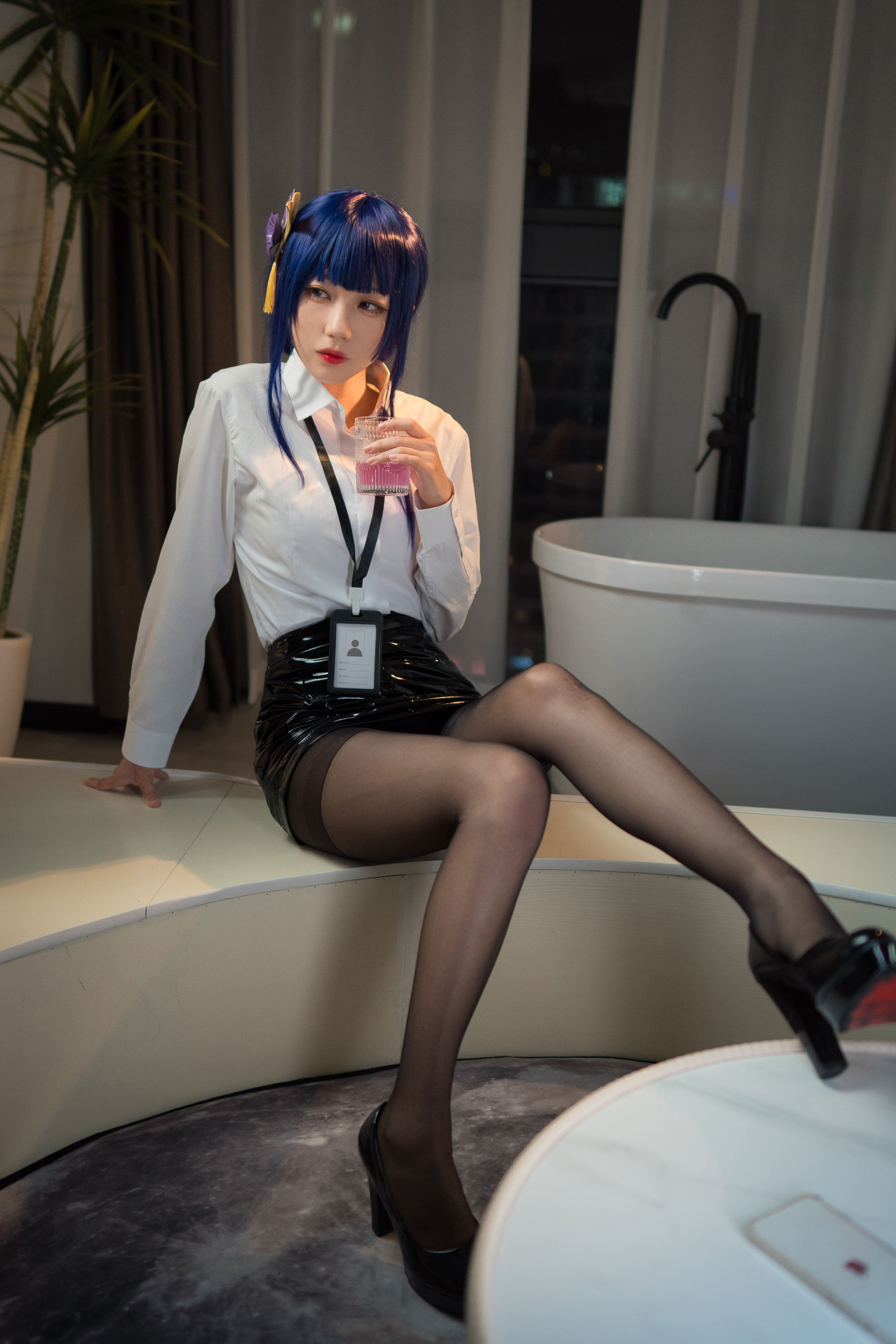 [福利COS] 无影喵喵 - OL雷电将军