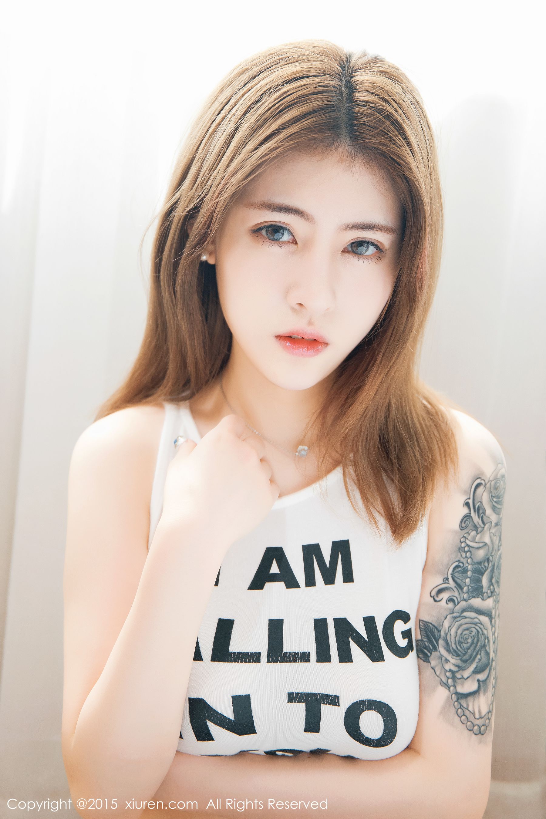 新人模特@CherryBlessU 的私房写真片 [秀人网XiuRen] No.384 