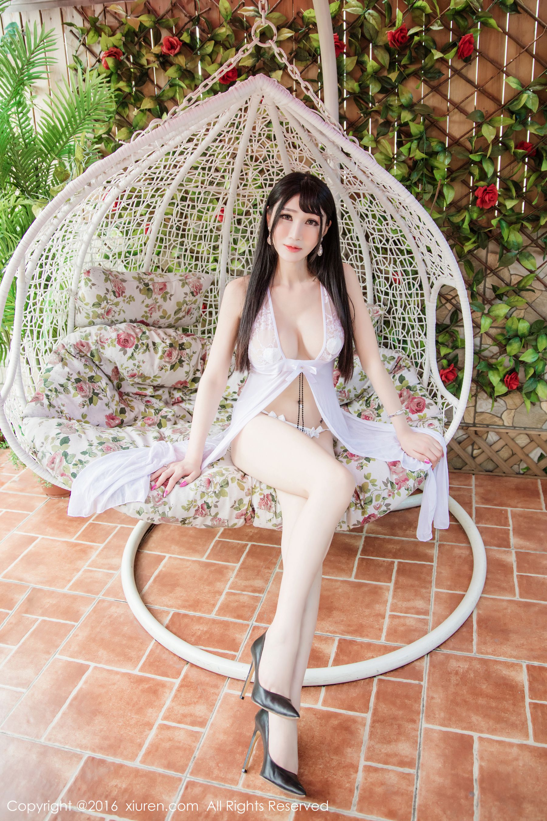 李宓儿《三套透视主题服饰》 [秀人网XiuRen] No.539 