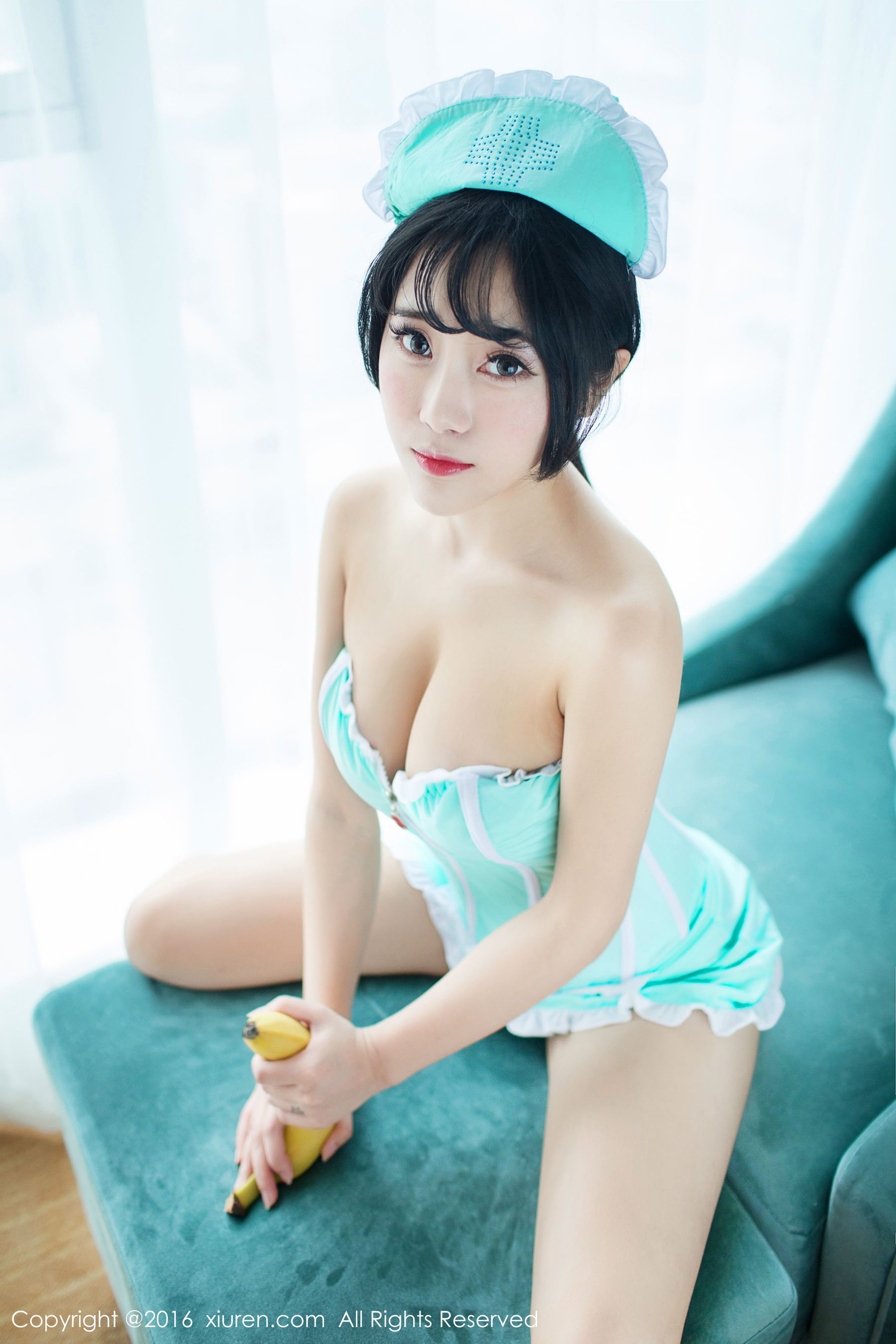 兜豆靓Youlina《香蕉小护士》 [秀人网XiuRen] No.550 