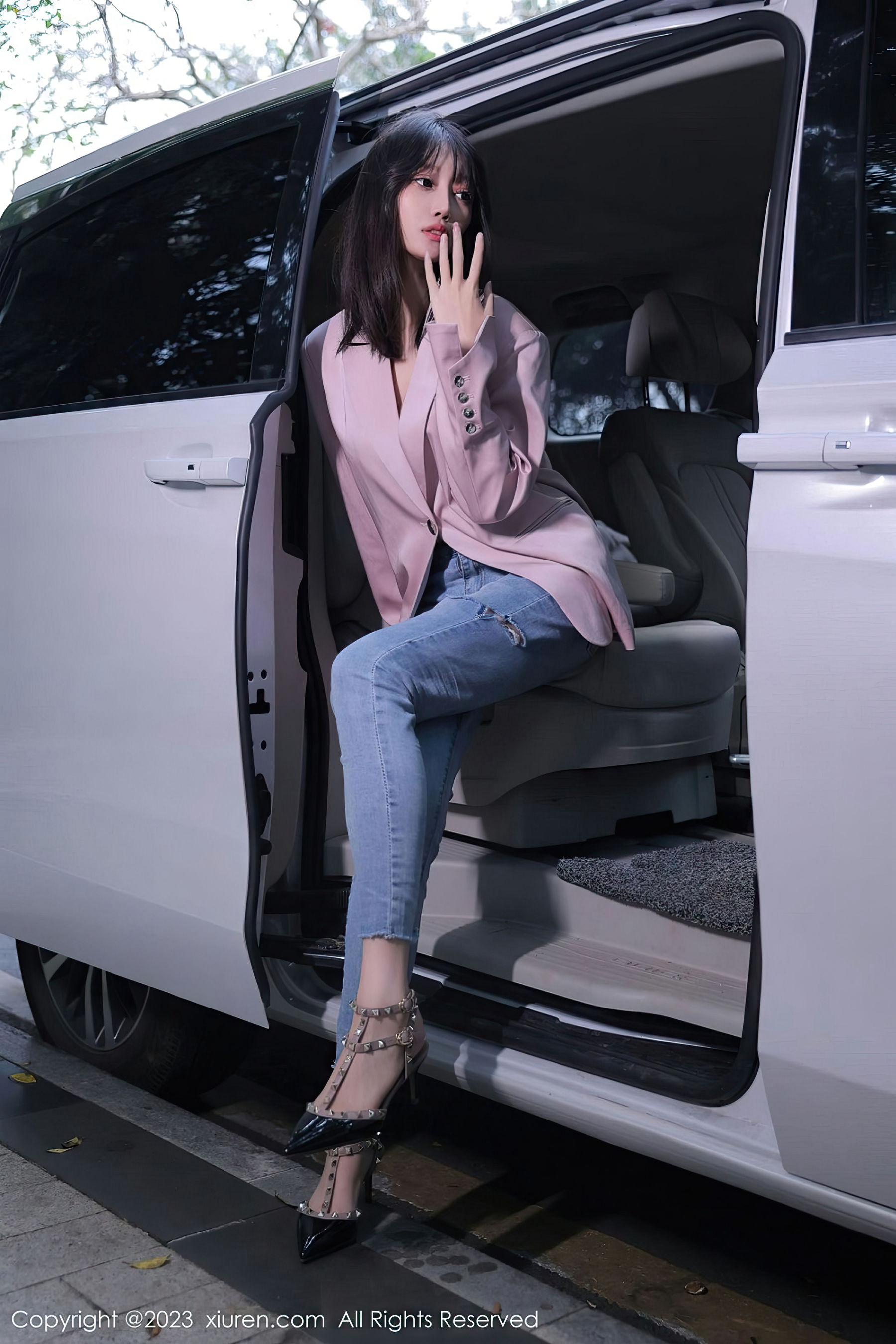 [秀人XiuRen] 2023.03.03 No.6355 玥儿玥
