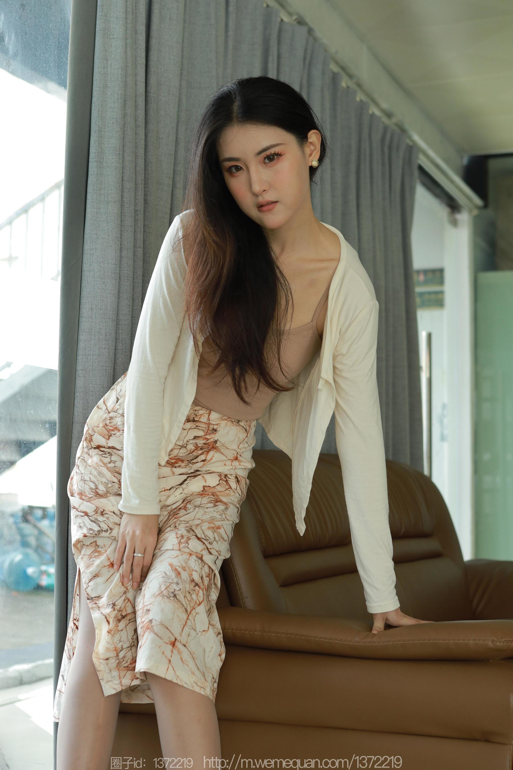 IESS异思趣向 - 模特： 小宝 《小妈穿搭》