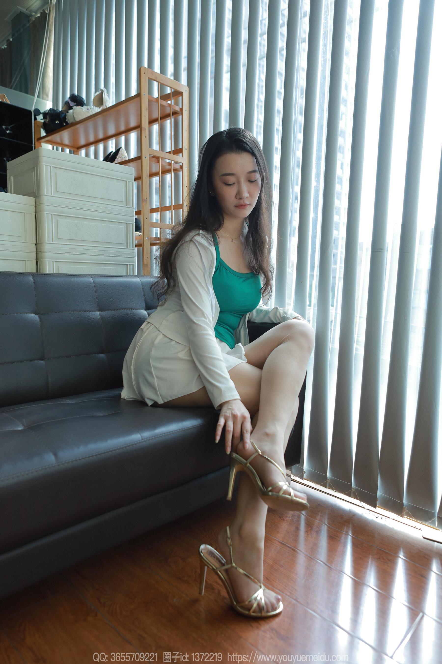 IESS异思趣向 - 模特：秋秋 《绿色挂脖》