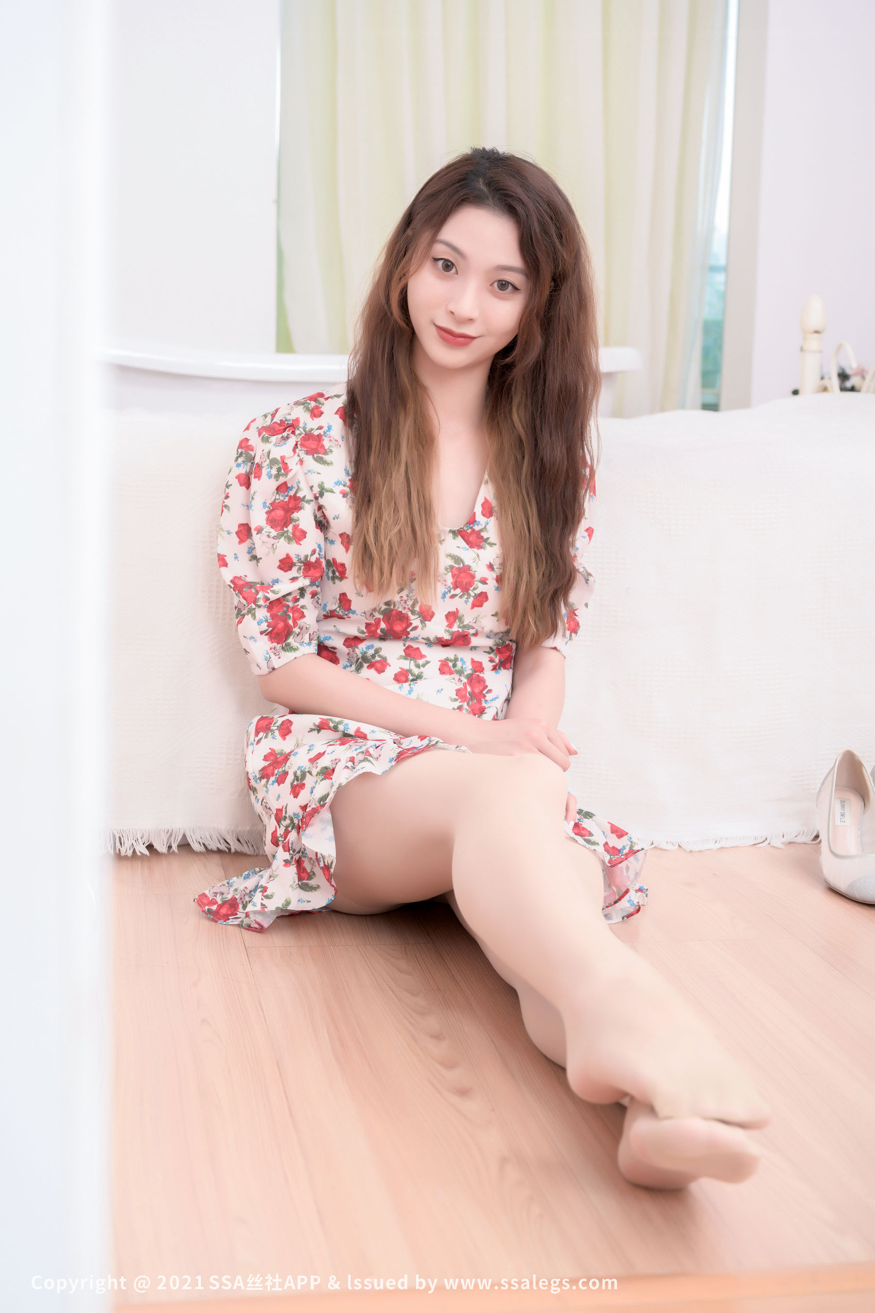 [SSA丝社]超清写真 No.799 模特 琦琦 的浪莎丝袜玉足写真（下） - 图片07