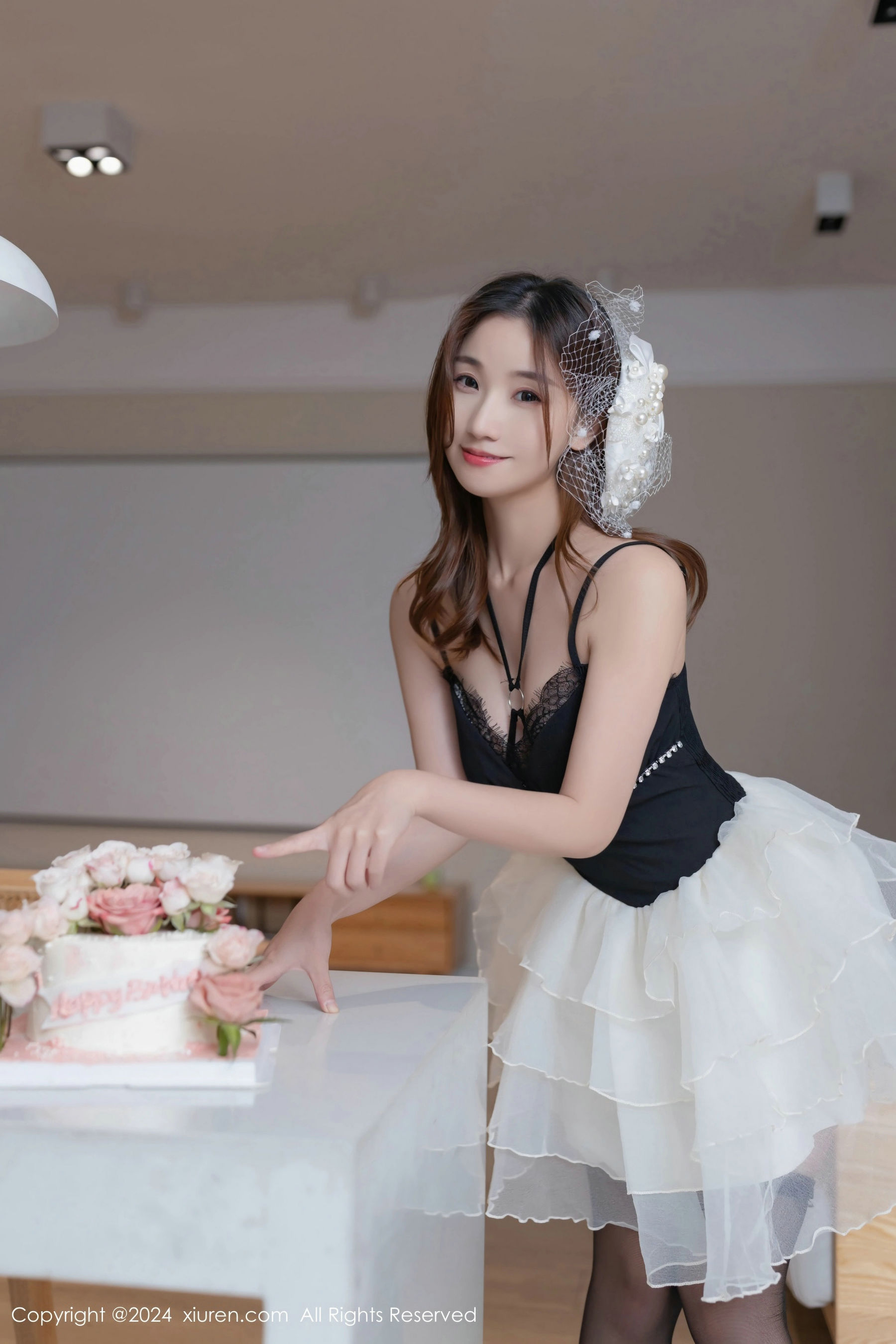 [秀人XiuRen] 2024.04.16 No.8398 杏子Yada