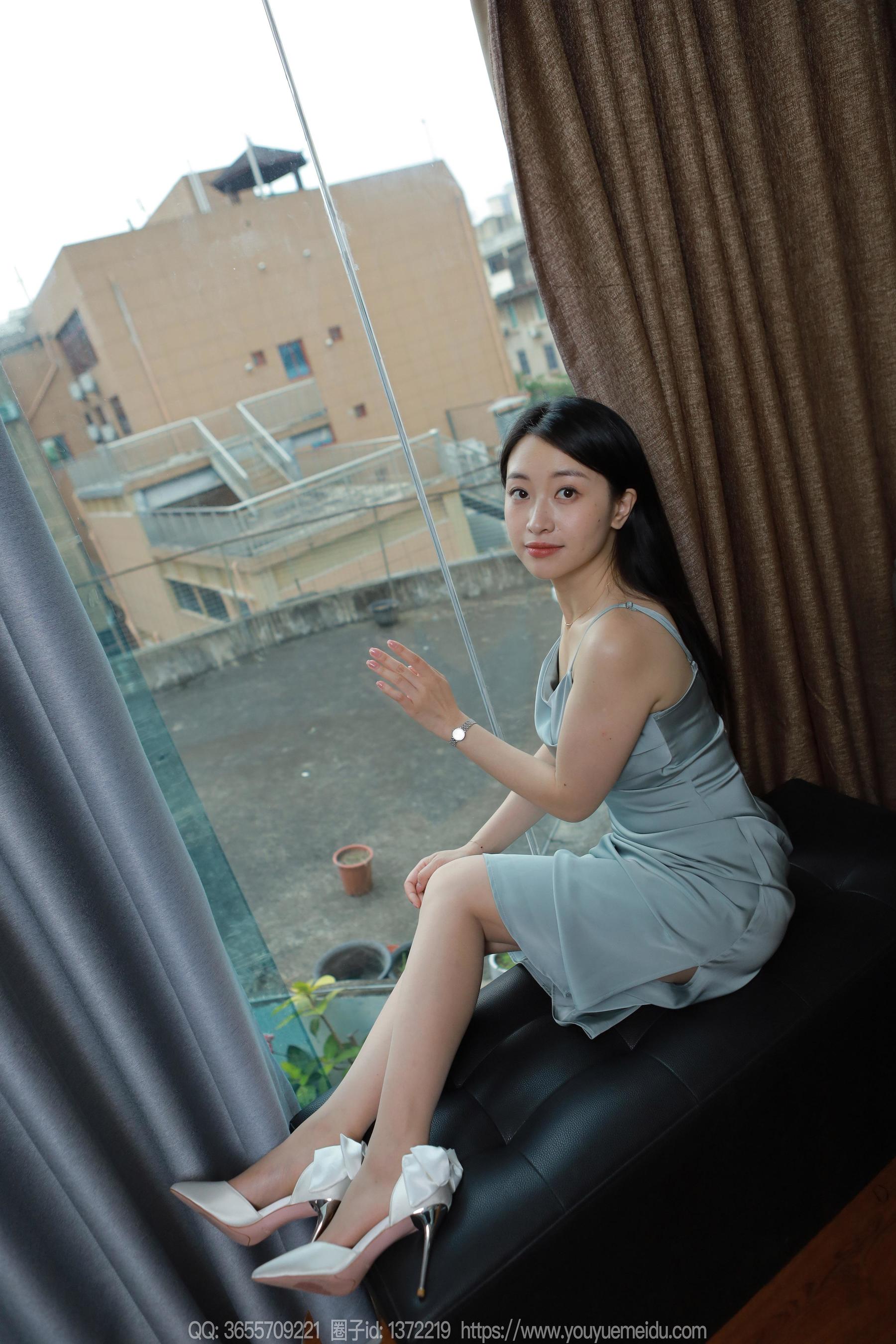 IESS异思趣向 - 模特： 小婕 《纵享丝滑》