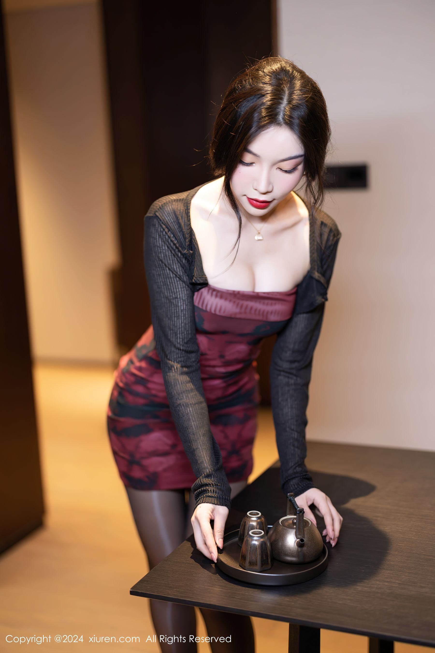 [秀人XiuRen] 2024.06.06 No.8664 徐莉芝Booty
