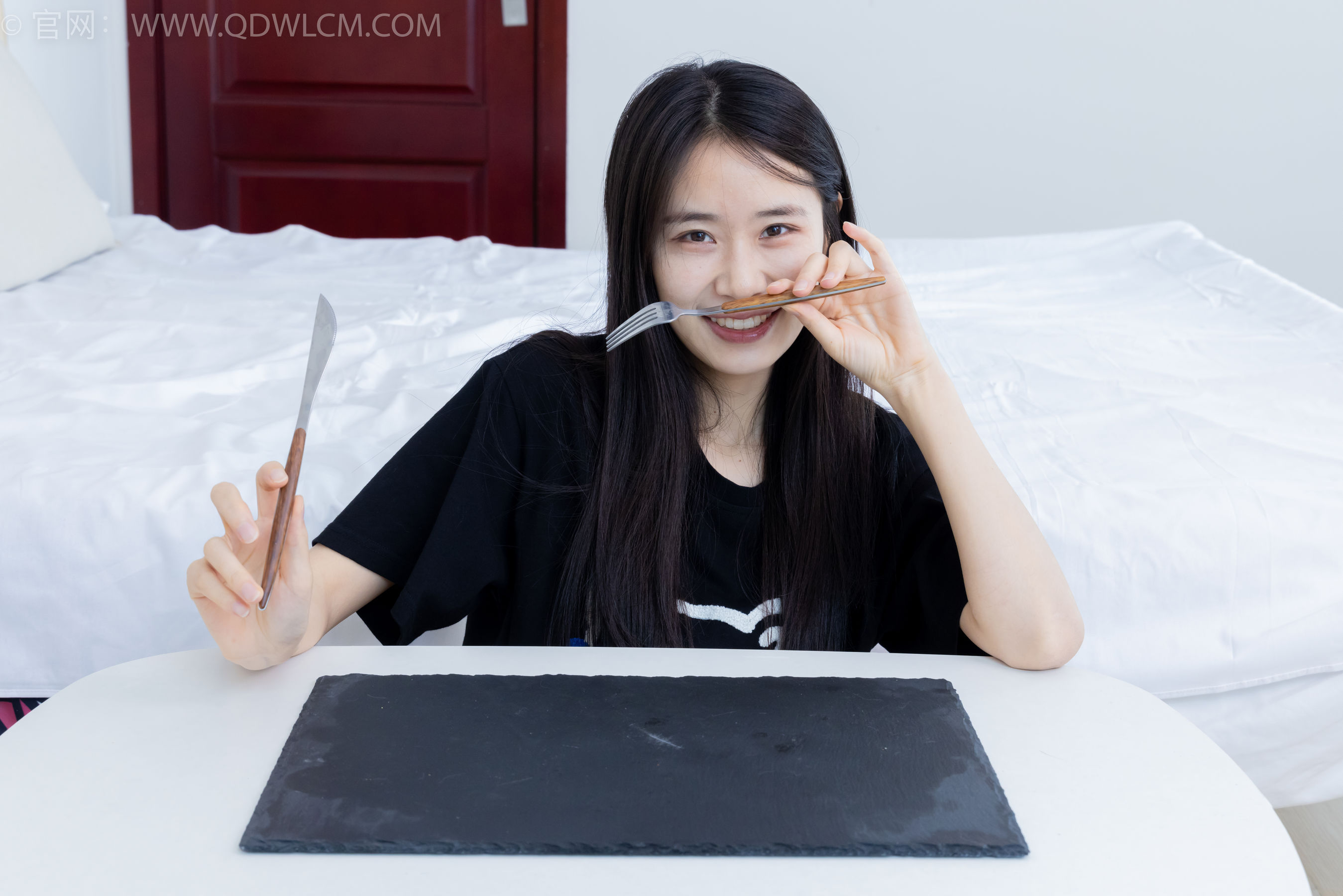 物恋传媒 No.2062 菜菜 -侧脸很美