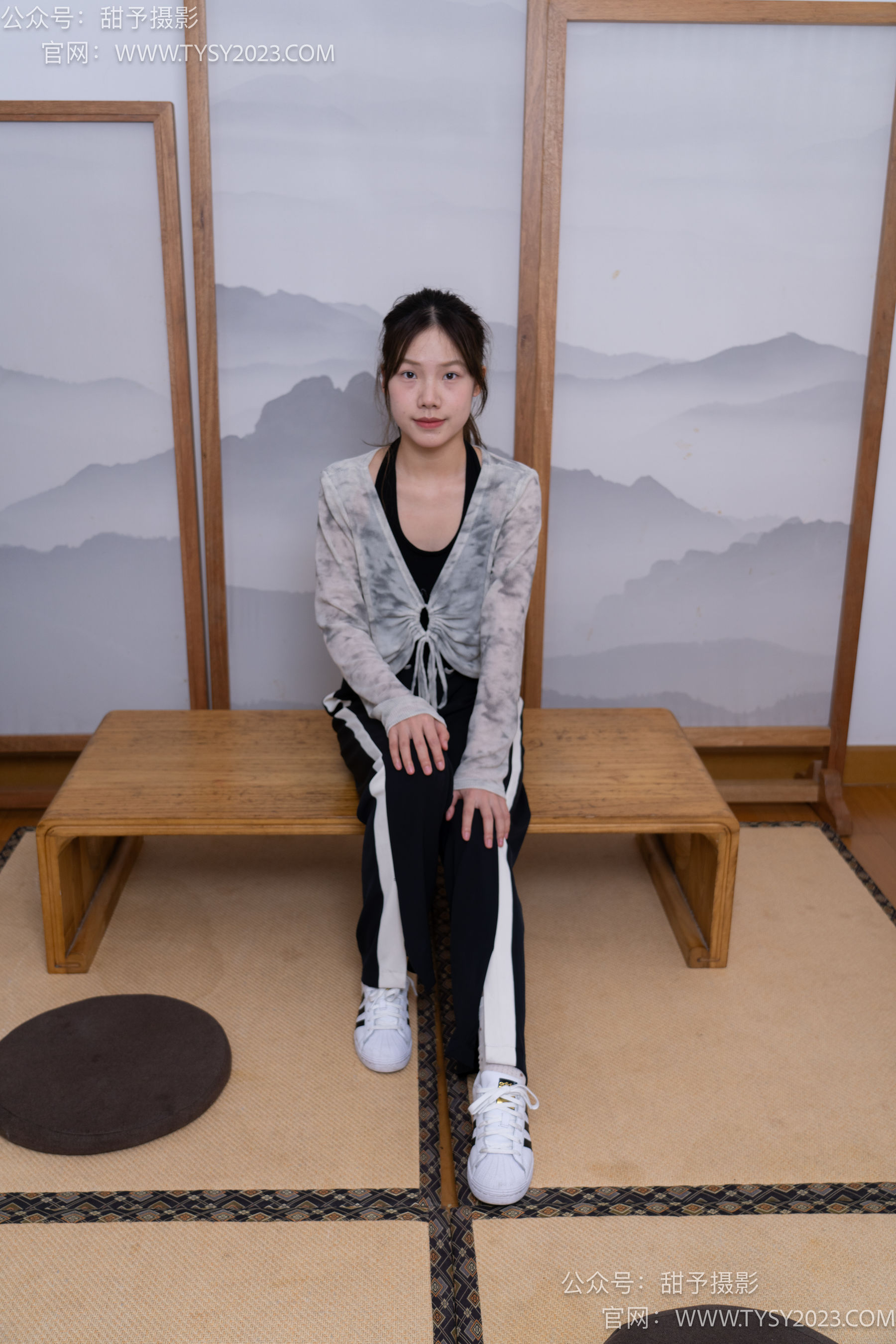 甜予摄影 No.046 双双 -板鞋、白棉袜、裸足