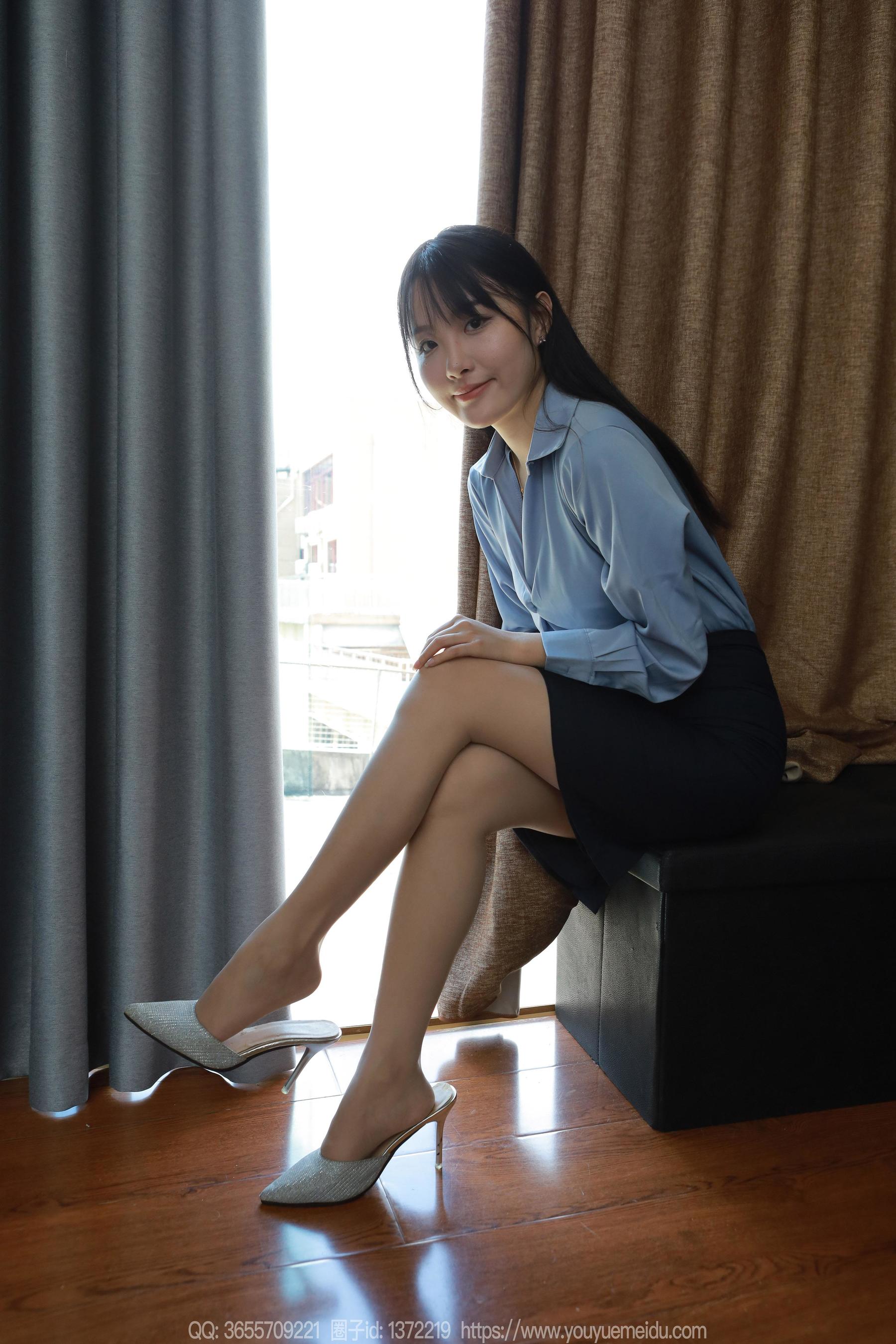 IESS异思趣向 - 模特： 婉萍 《蓝色衬衣》
