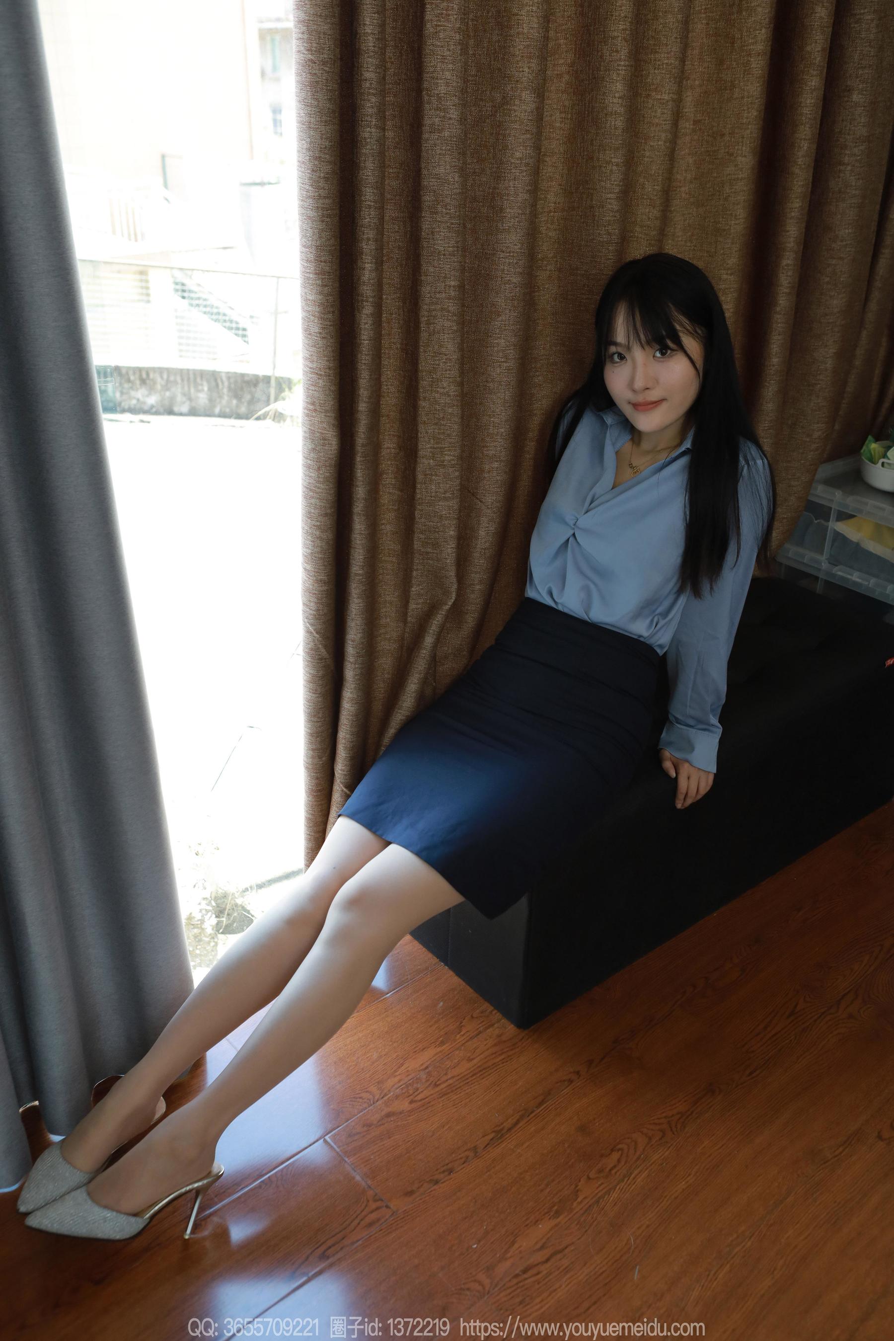 IESS异思趣向 - 模特： 婉萍 《蓝色衬衣》